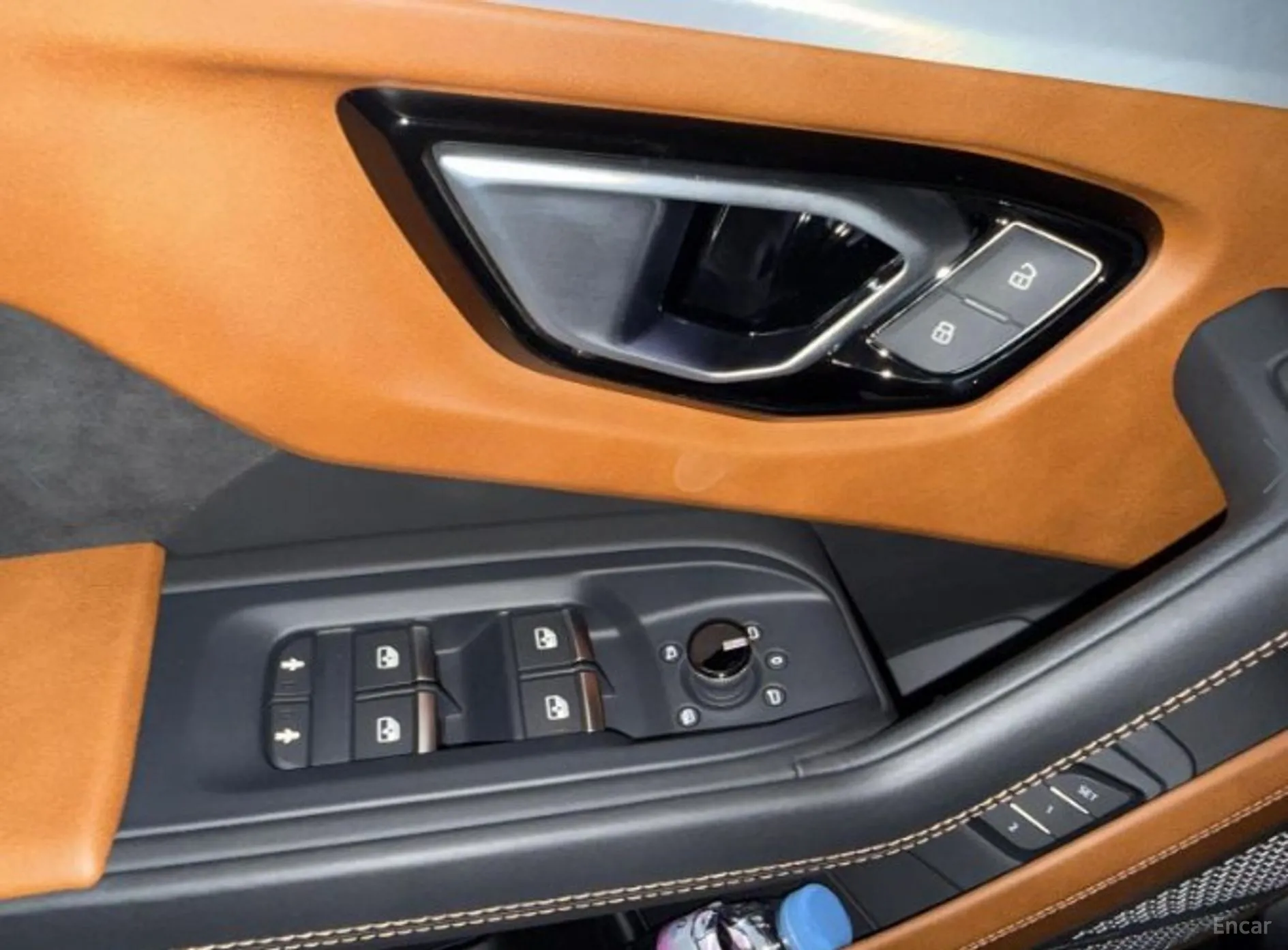 Lamborghini Urus превью 7