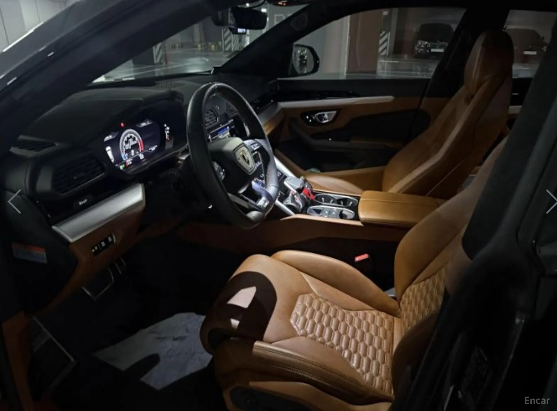 Lamborghini Urus превью 8