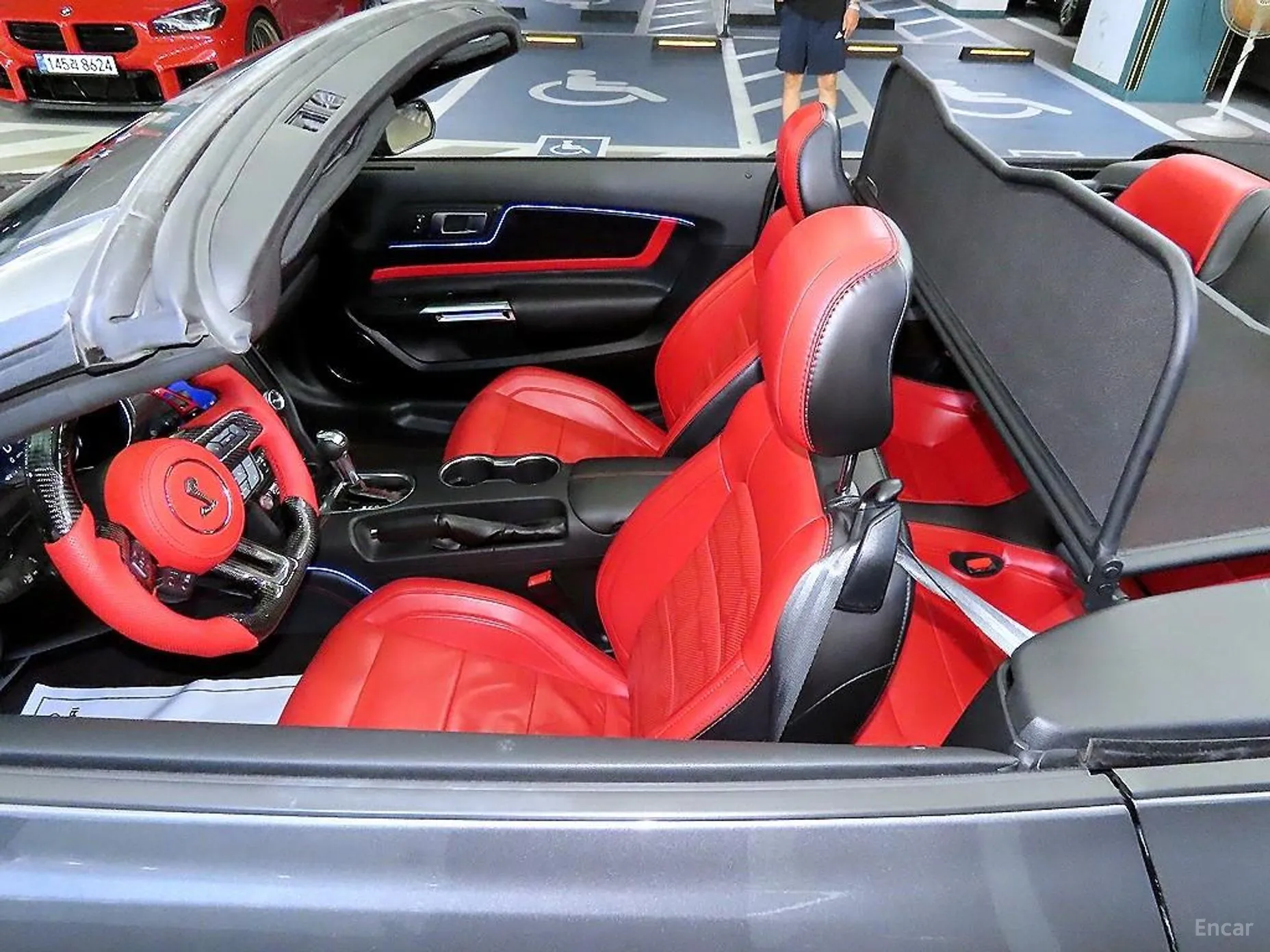 Ford Mustang превью 9