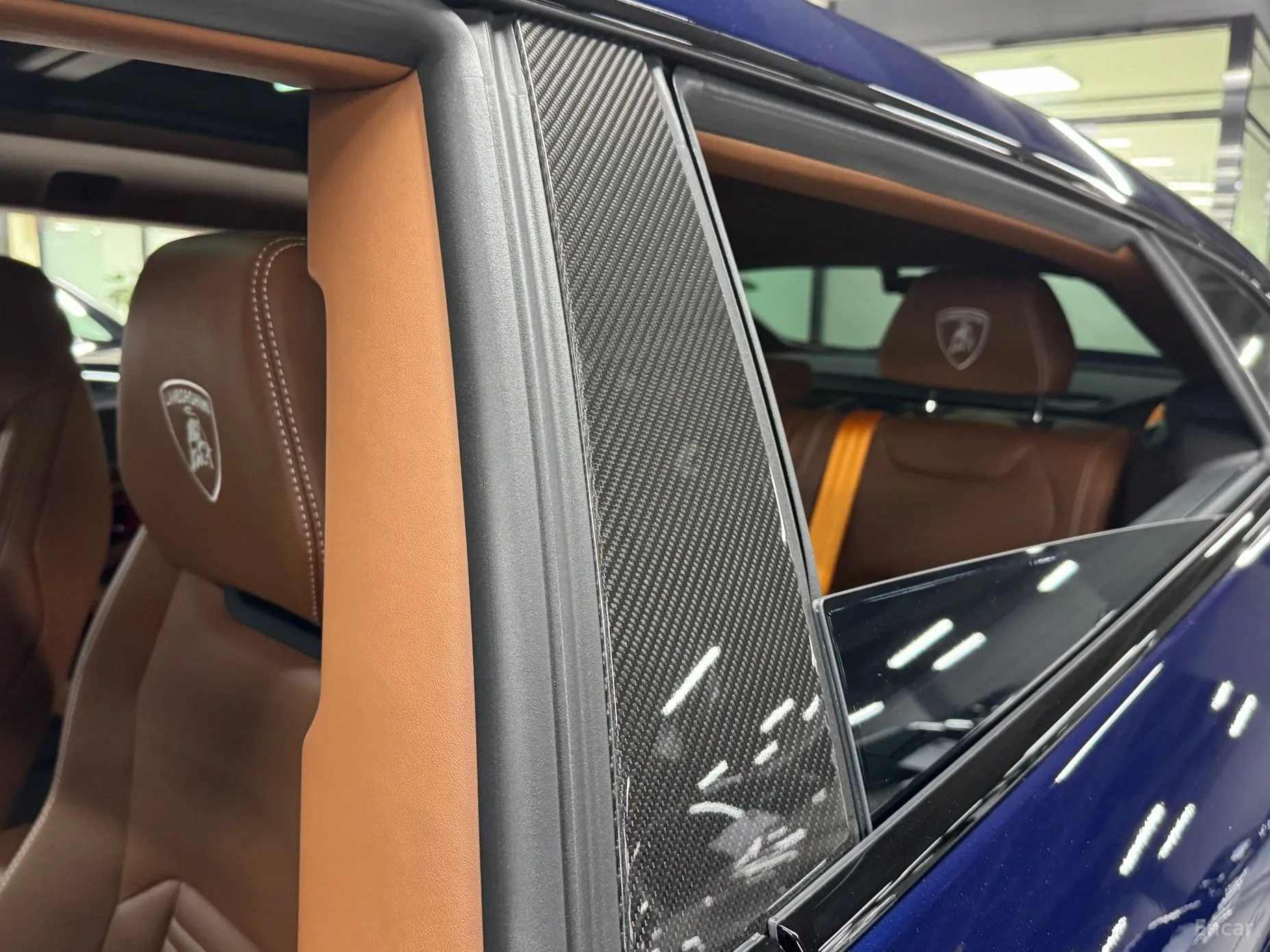 Lamborghini Urus превью 15