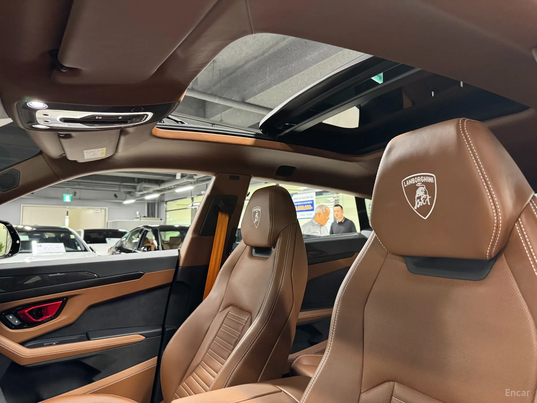 Lamborghini Urus превью 8