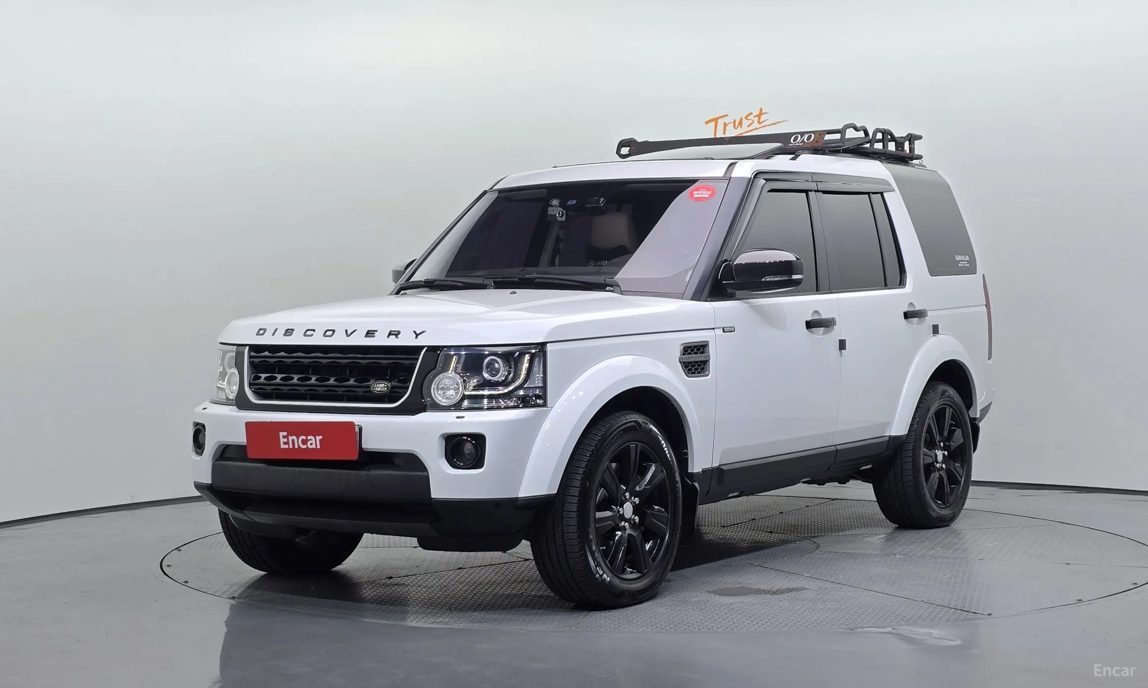 Land Rover Discovery 4