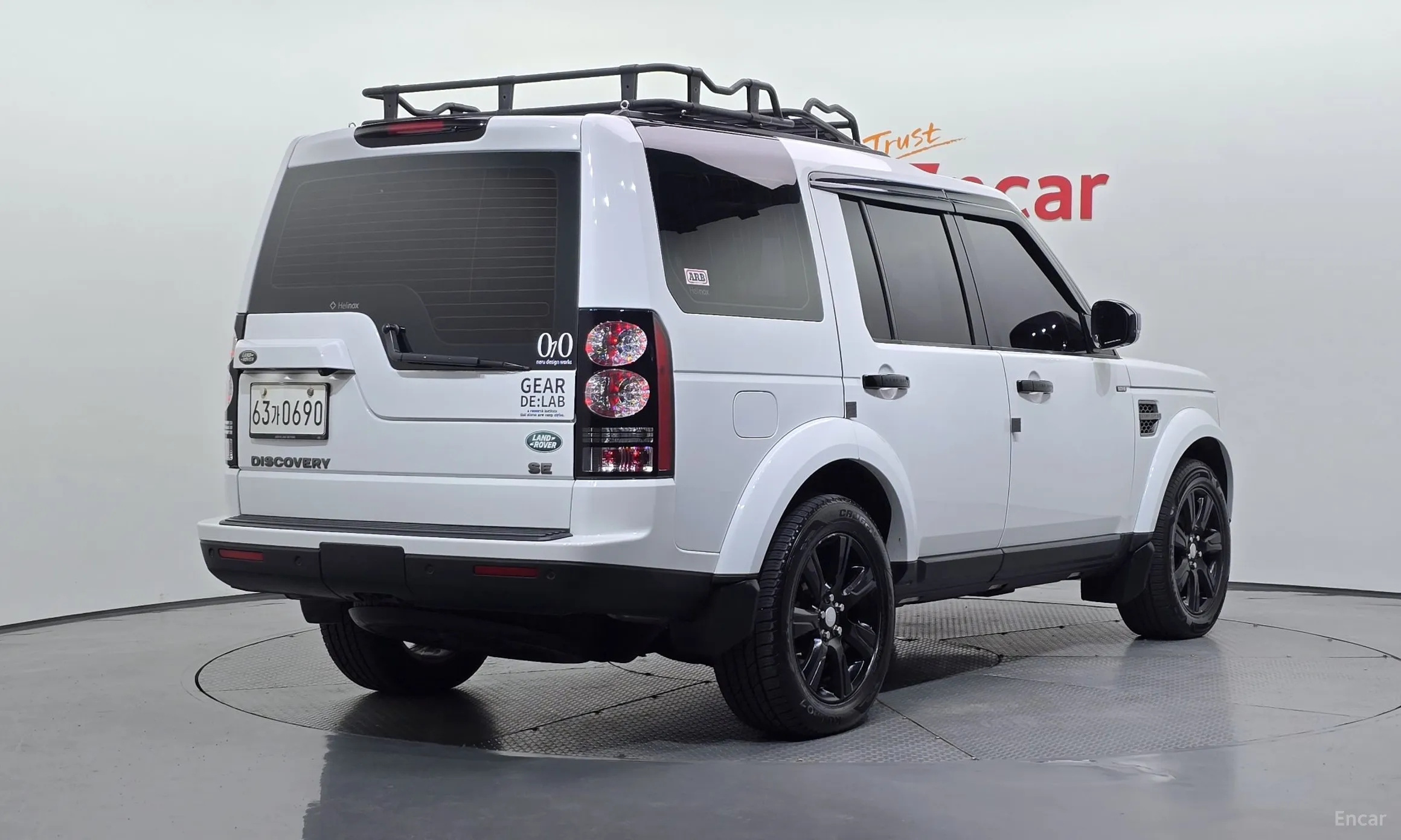 Land Rover Discovery 4
