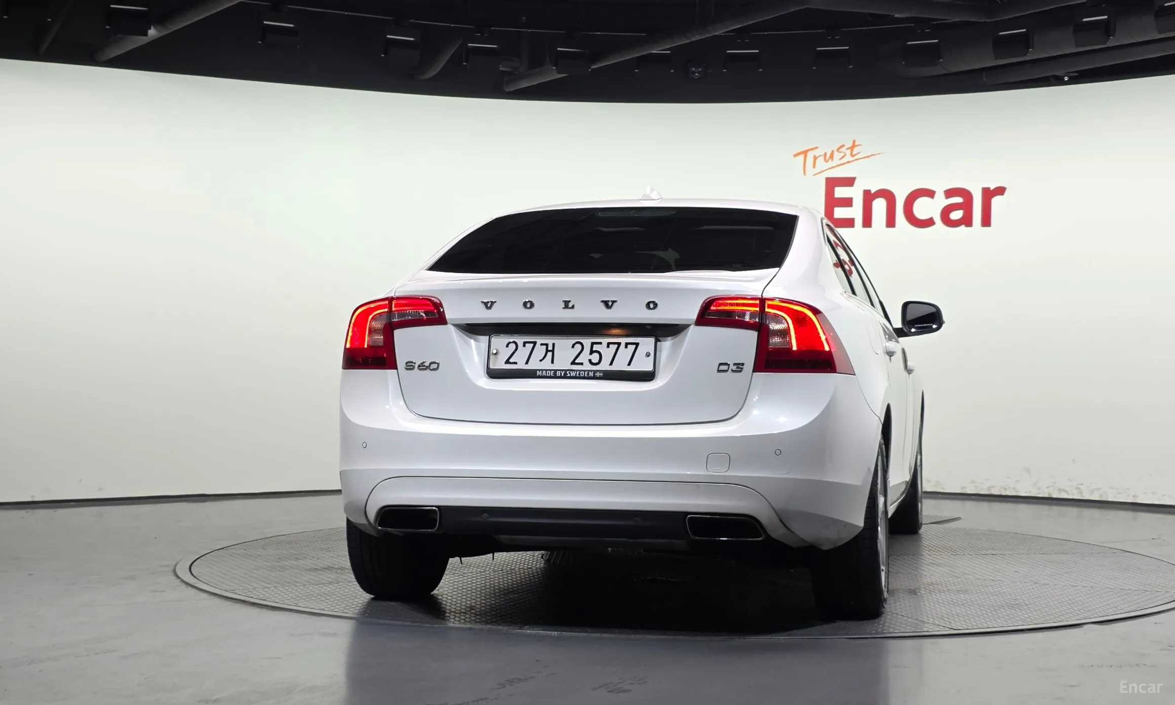 Volvo S60 превью 4