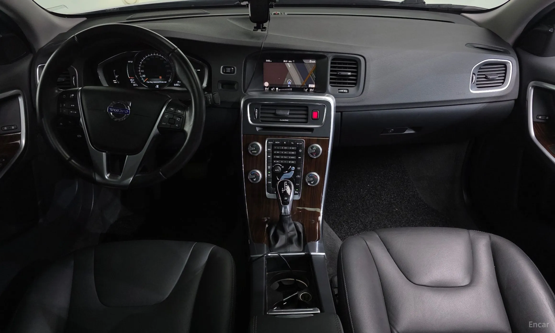 Volvo S60 превью 7