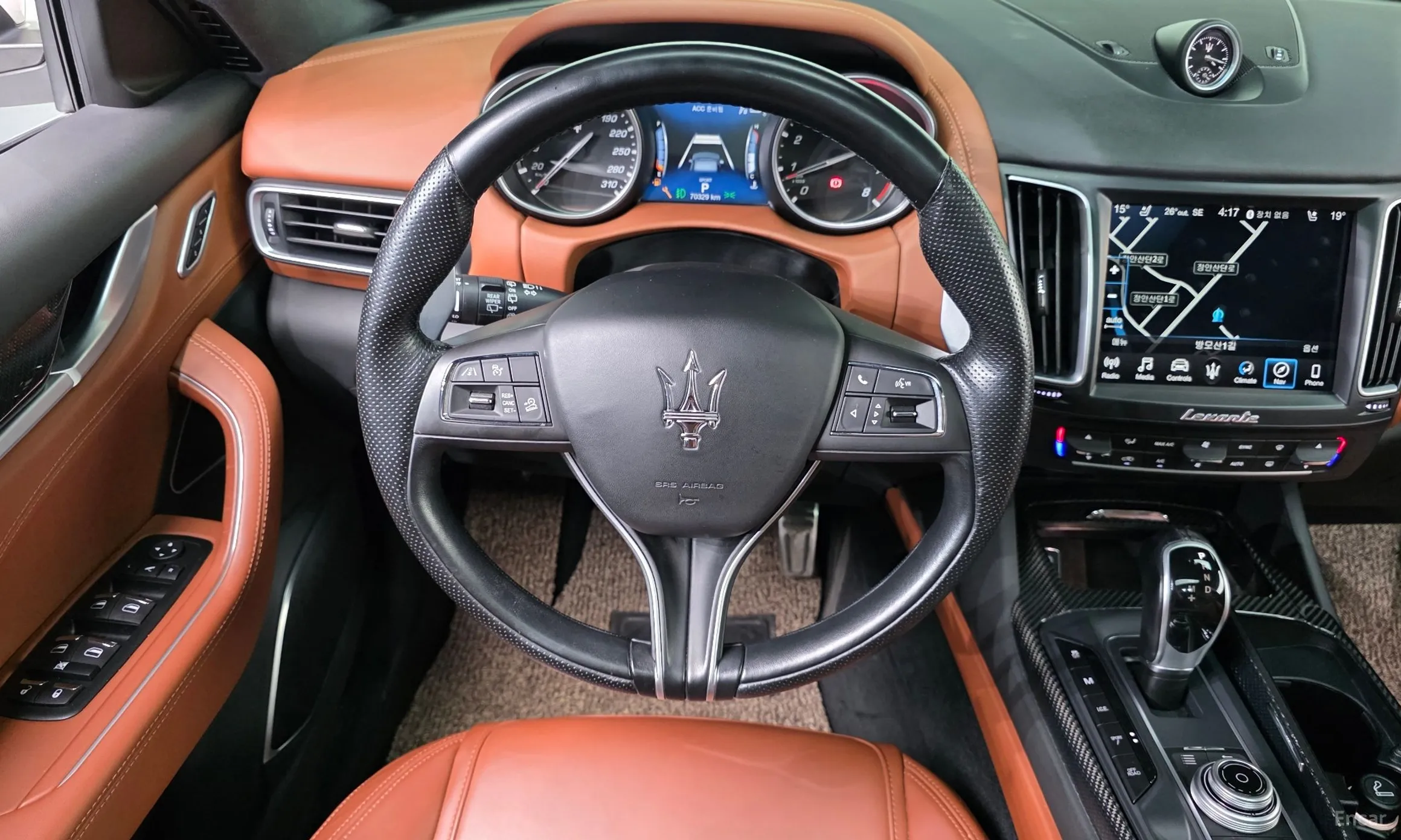 Maserati Levante превью 13