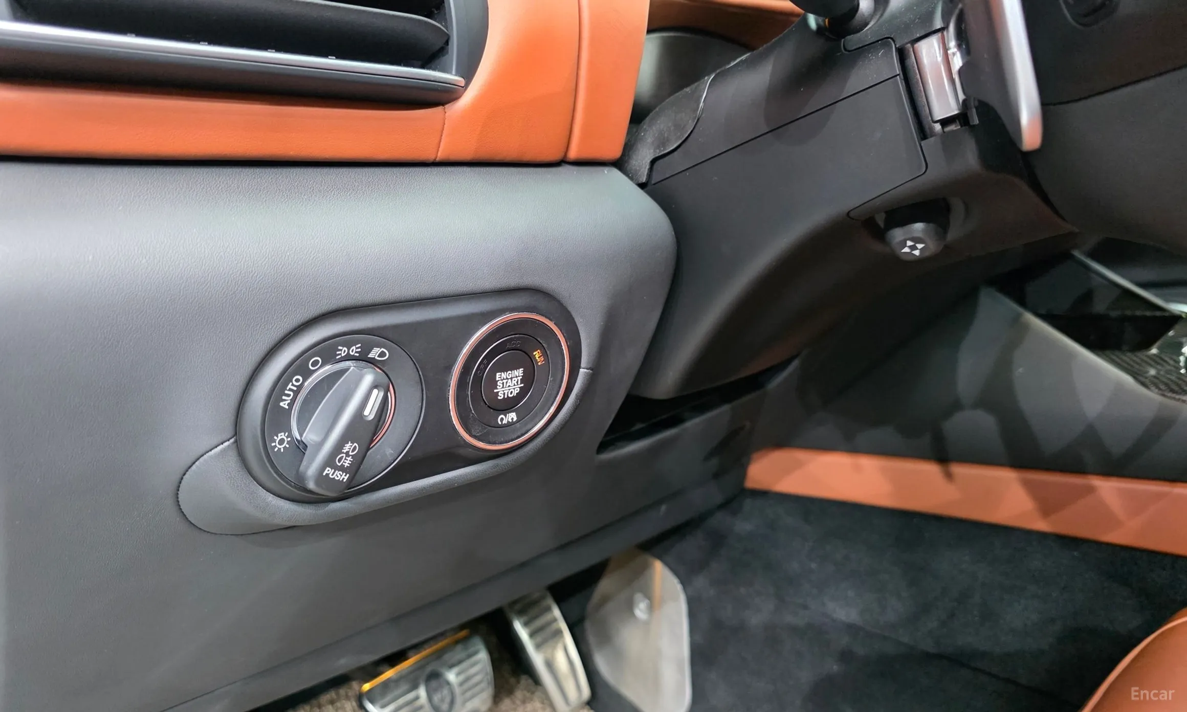 Maserati Levante превью 20