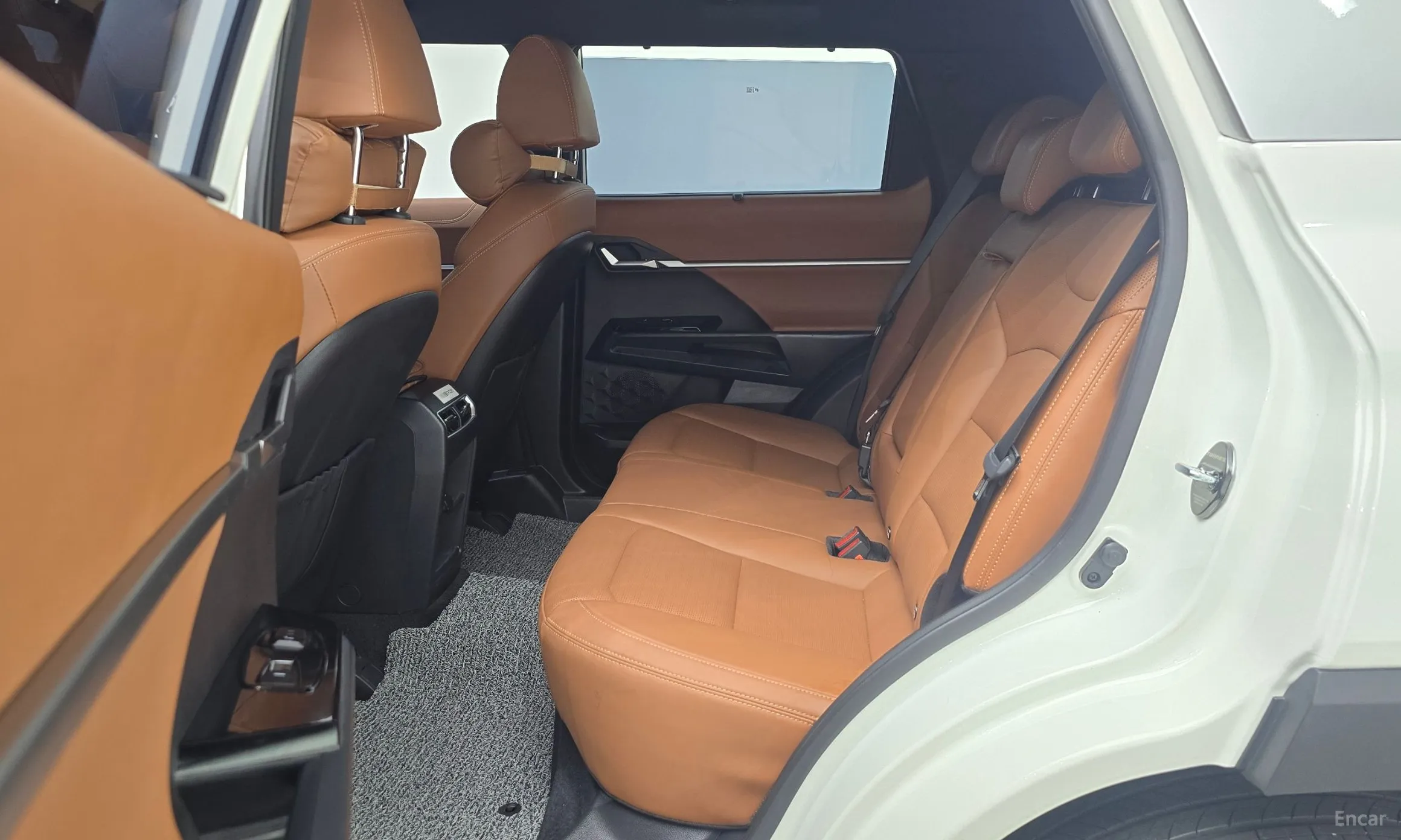 KG Mobility (SsangYong) Torres превью 12