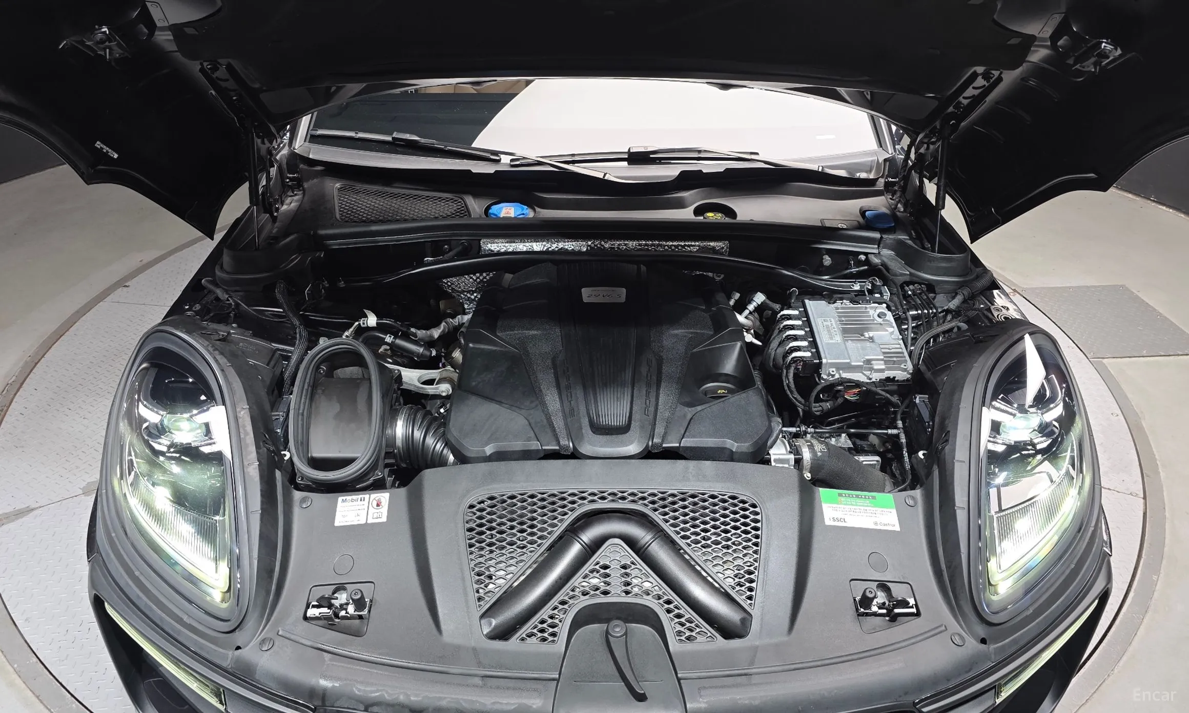 Porsche Macan превью 6