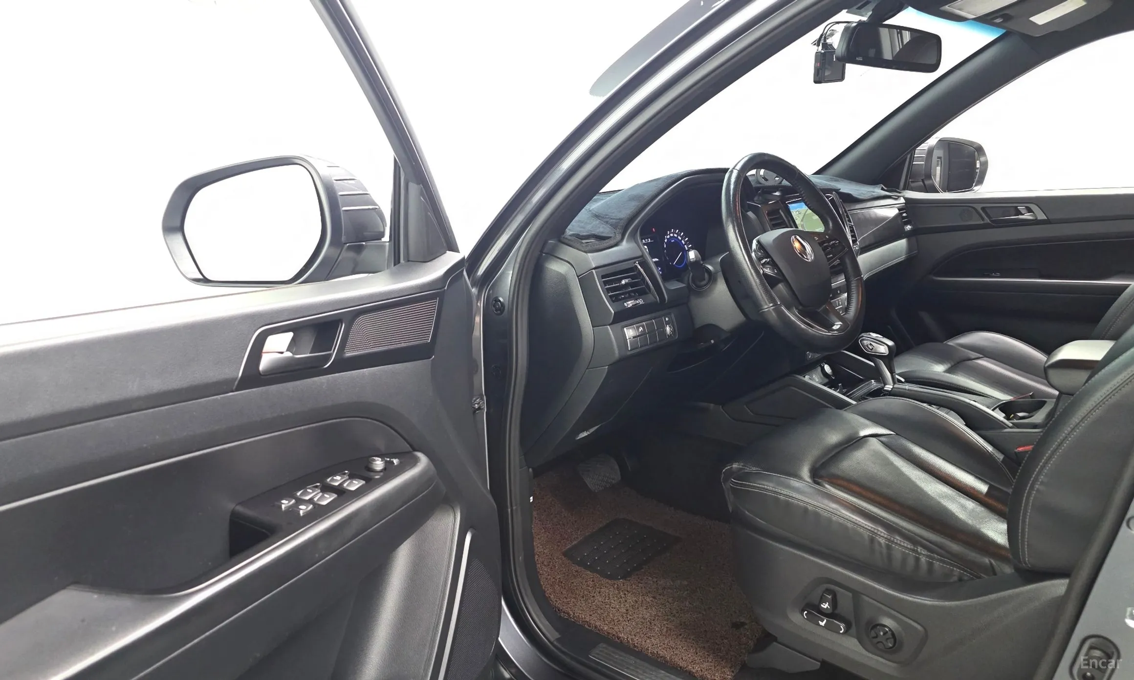 KG Mobility (SsangYong) Rexton Sports превью 10