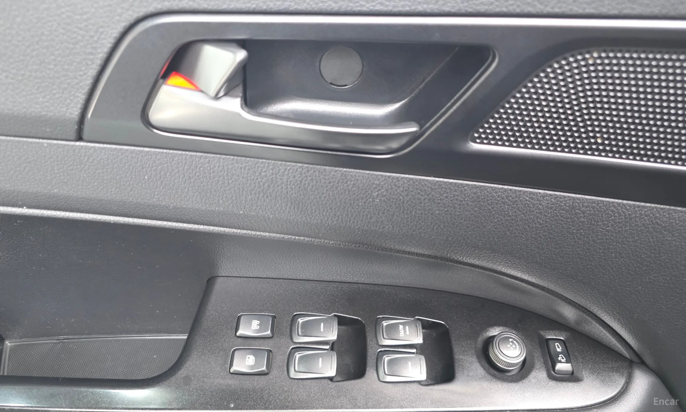 KG Mobility (SsangYong) Rexton Sports превью 20