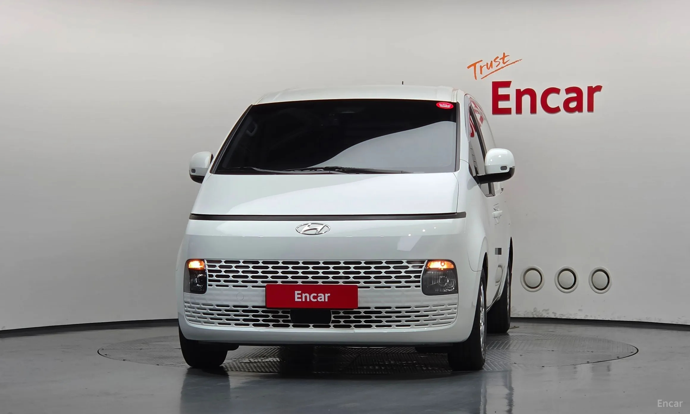 Hyundai Staria превью 3