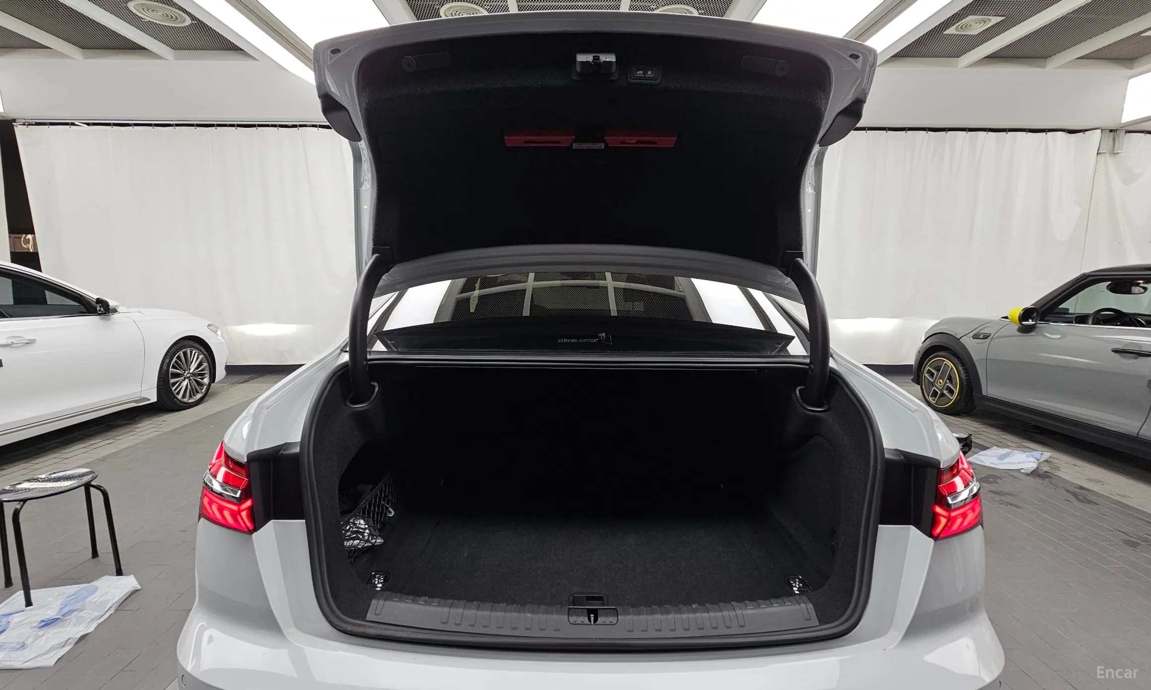 Audi A6 (C8) превью 20