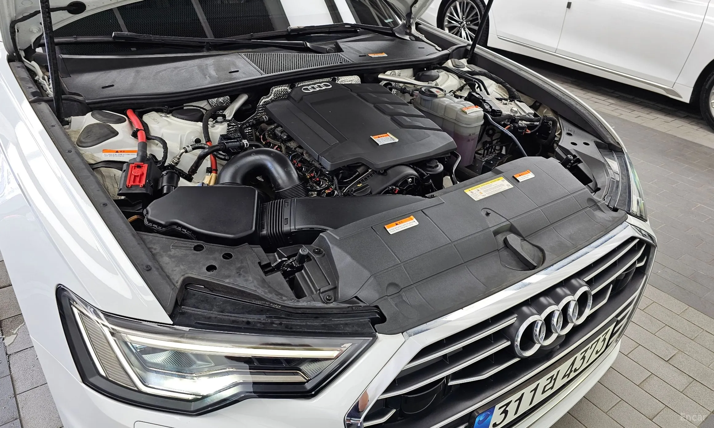 Audi A6 (C8) превью 6