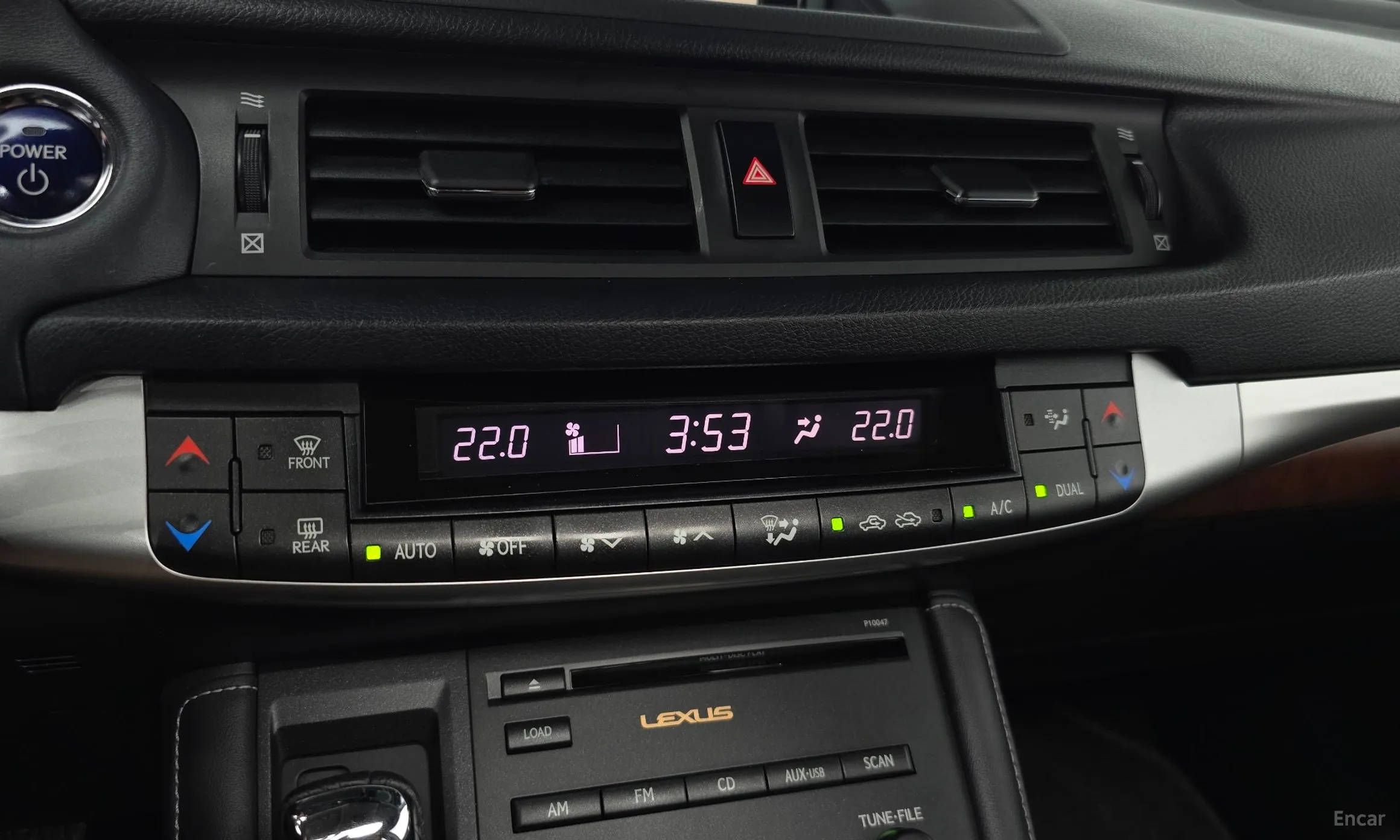 Lexus CT200h превью 16