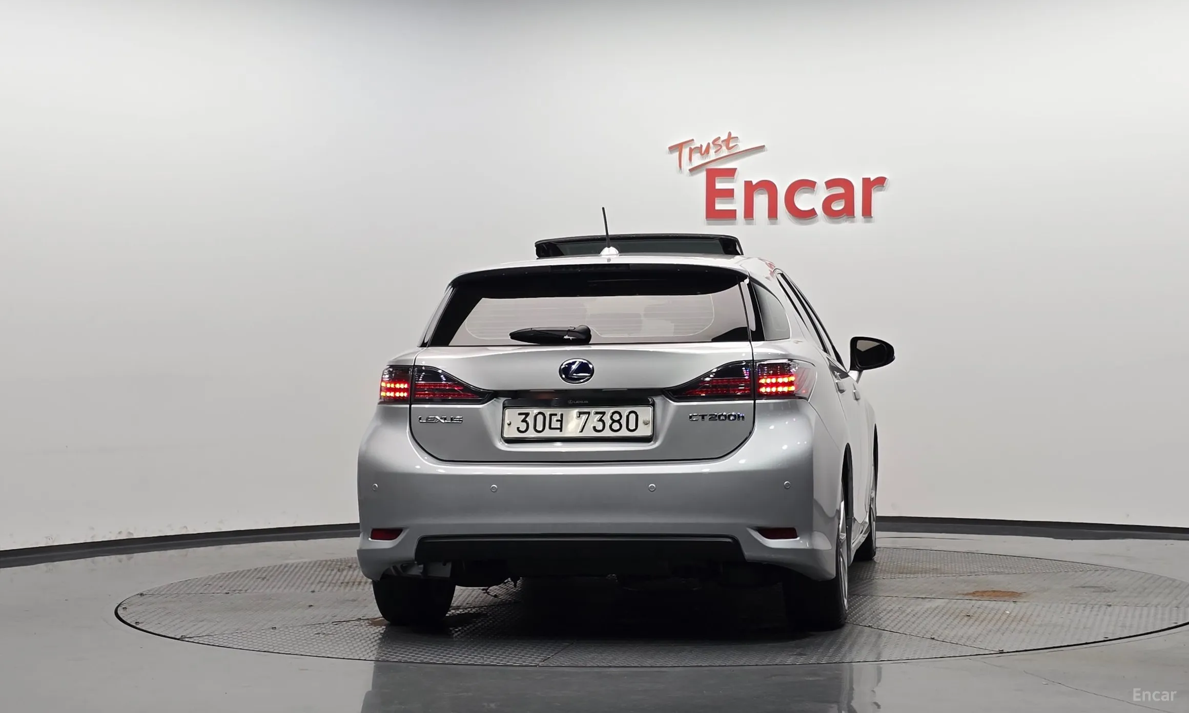 Lexus CT200h превью 4
