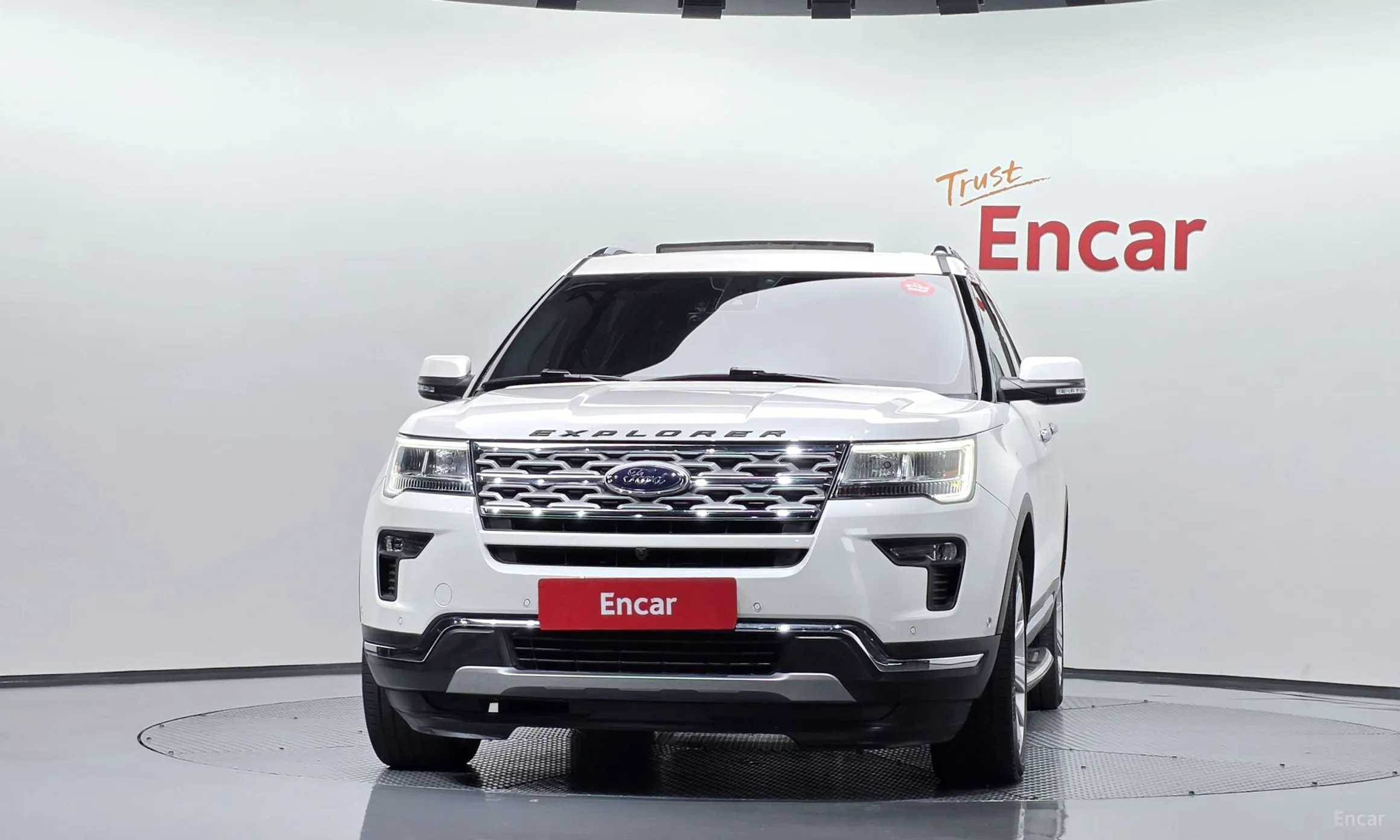 Ford Explorer превью 3