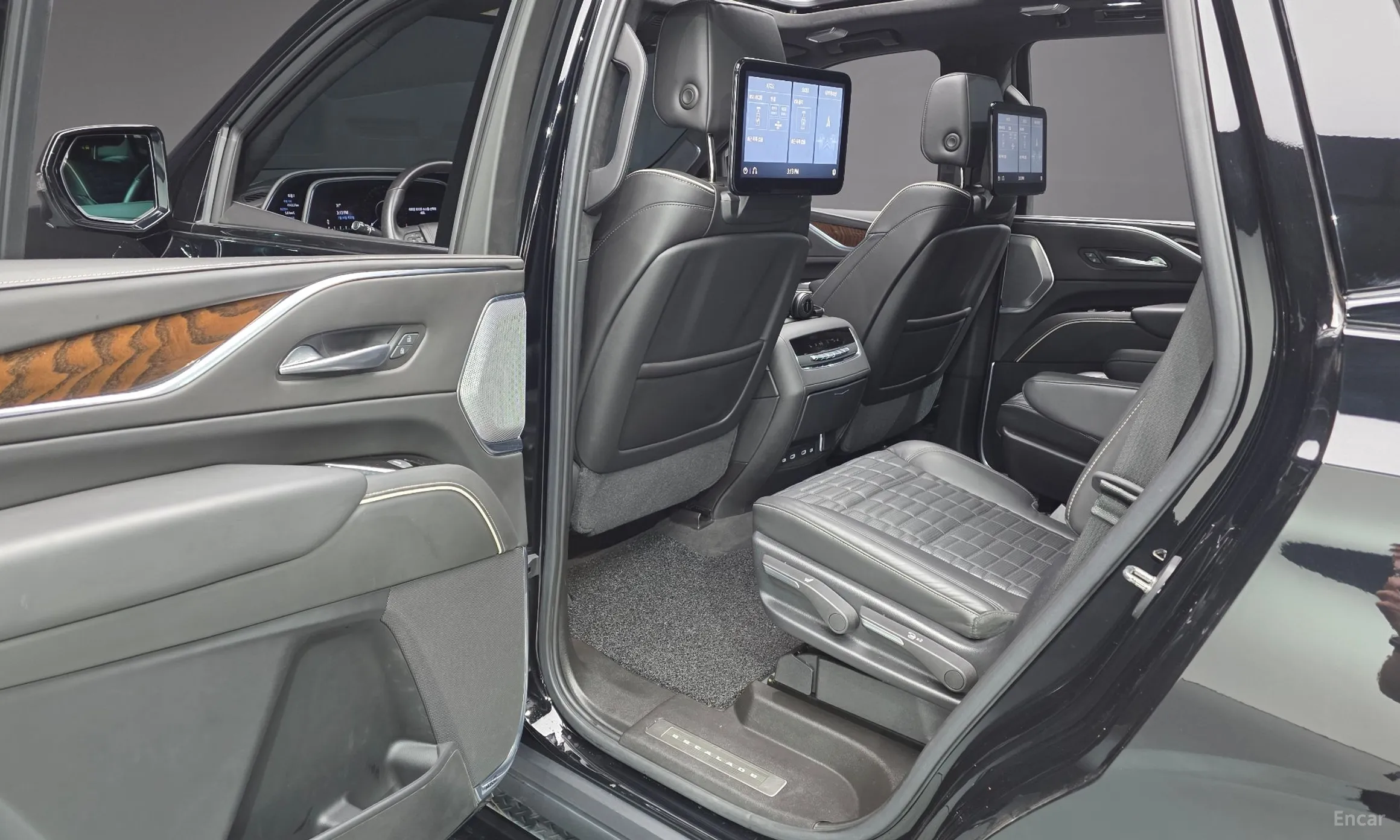 Cadillac Escalade 5th Generation превью 11