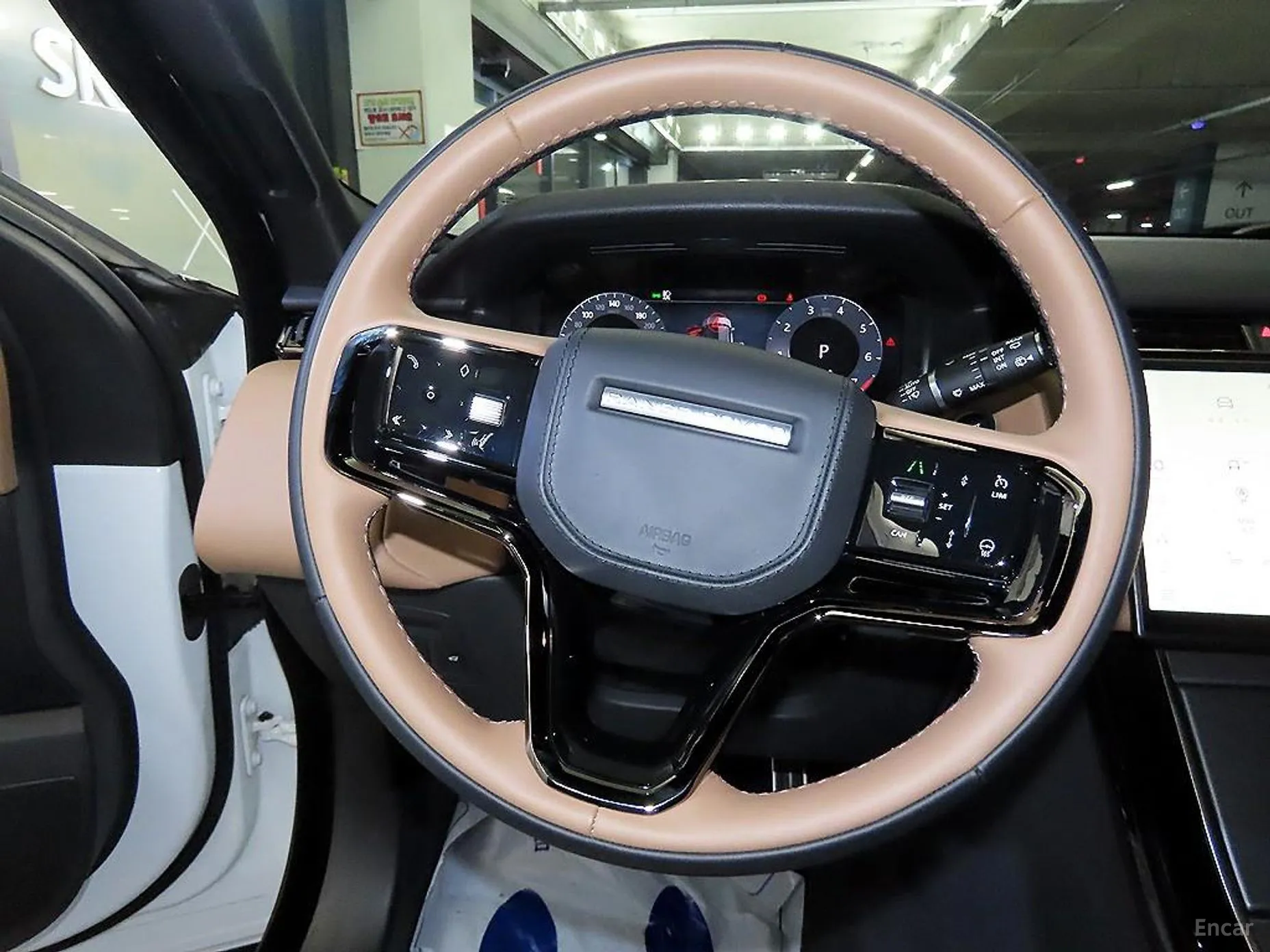 Land Rover Range Rover Bella превью 8
