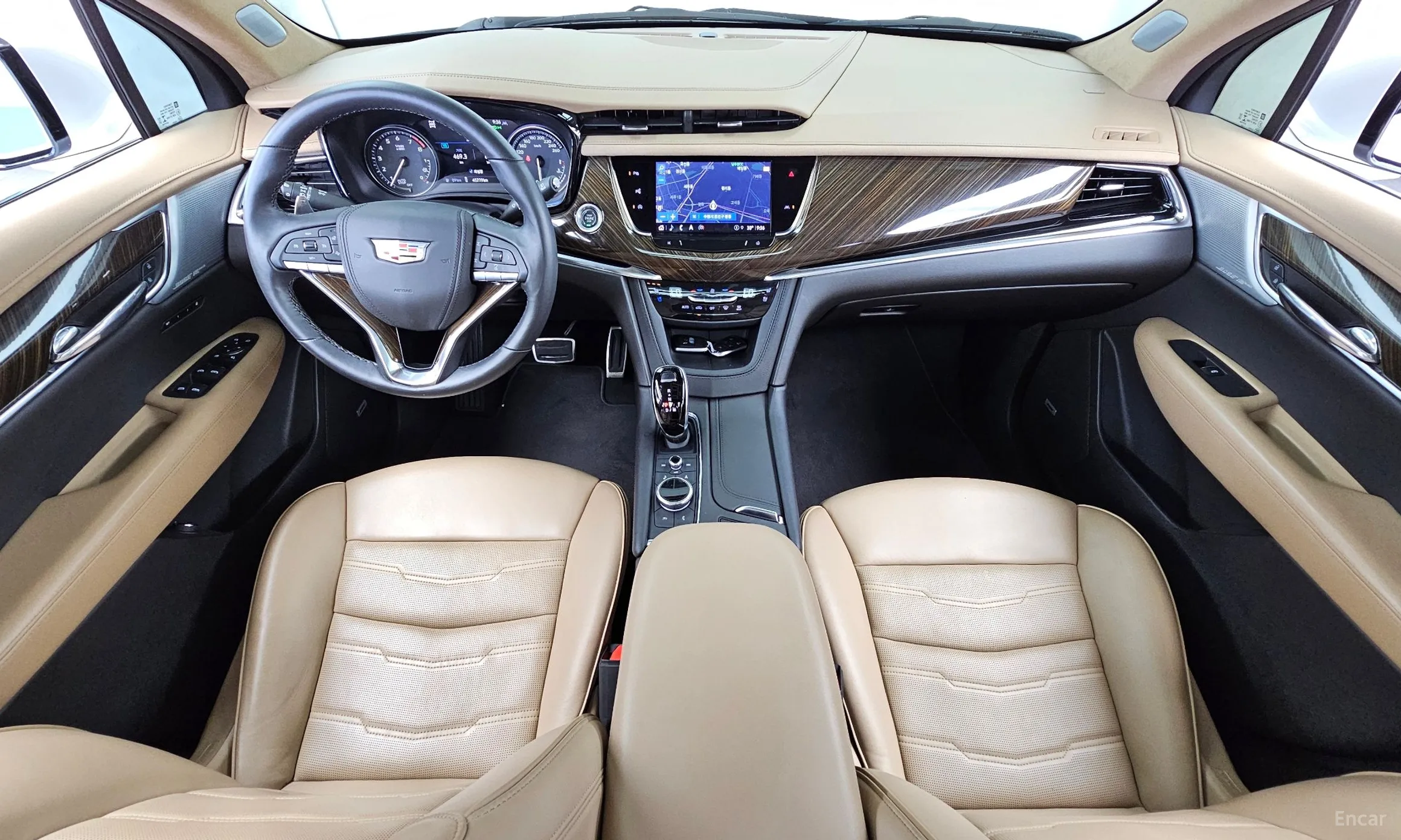 Cadillac XT6 превью 7