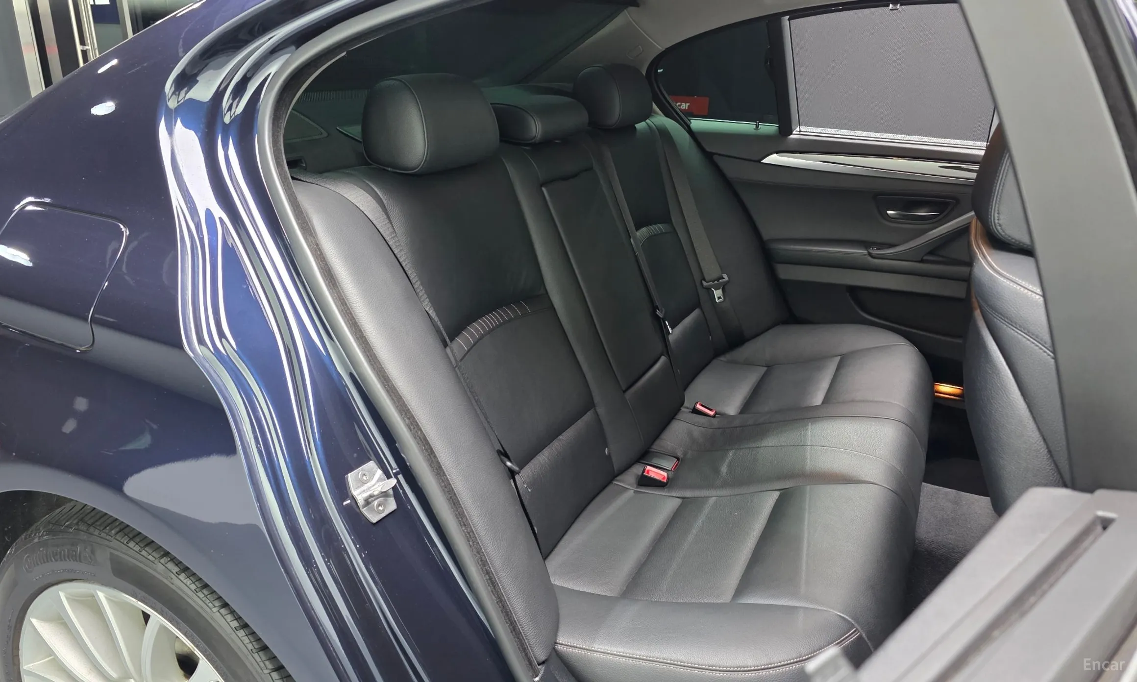 BMW 5 Series (F10) превью 12