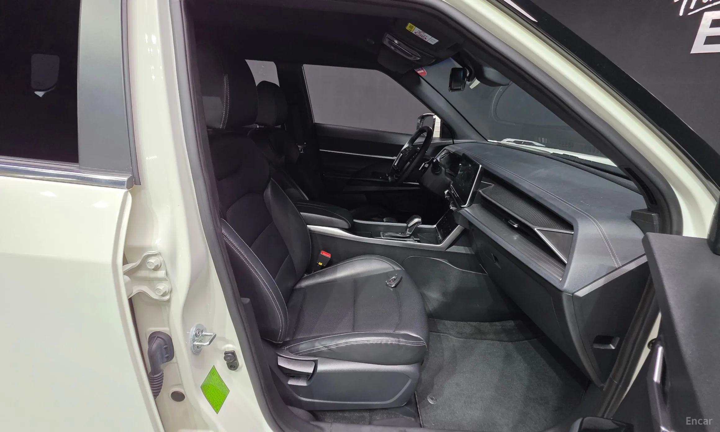 KG Mobility (SsangYong) Torres превью 18