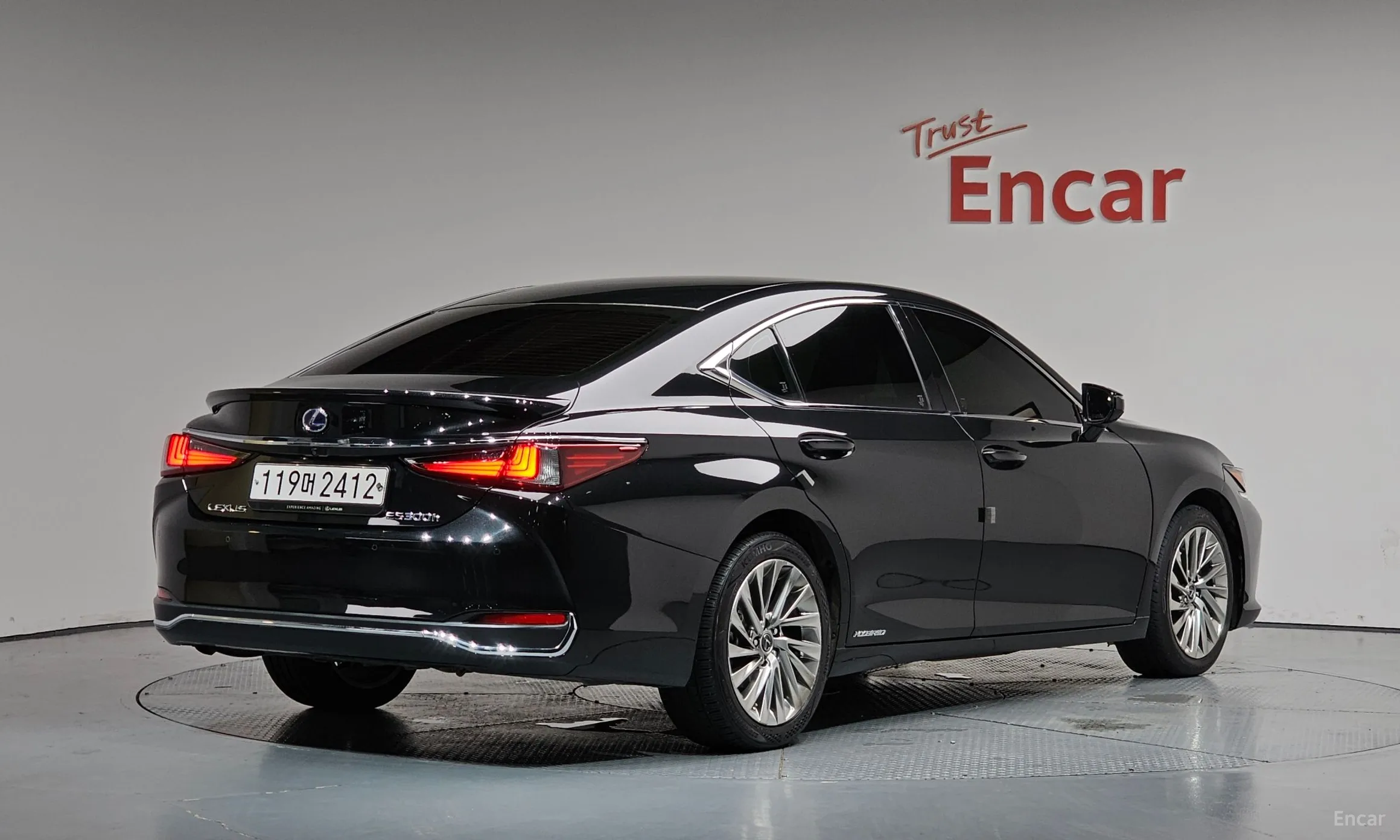 Lexus ES300h 7th Generation