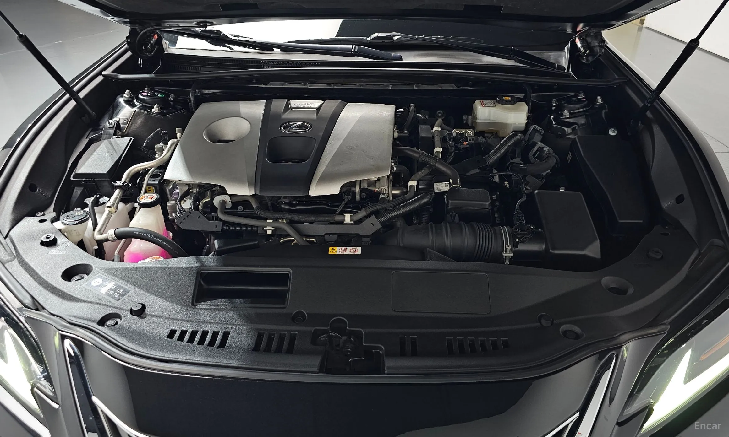 Lexus ES300h 7th Generation превью 6