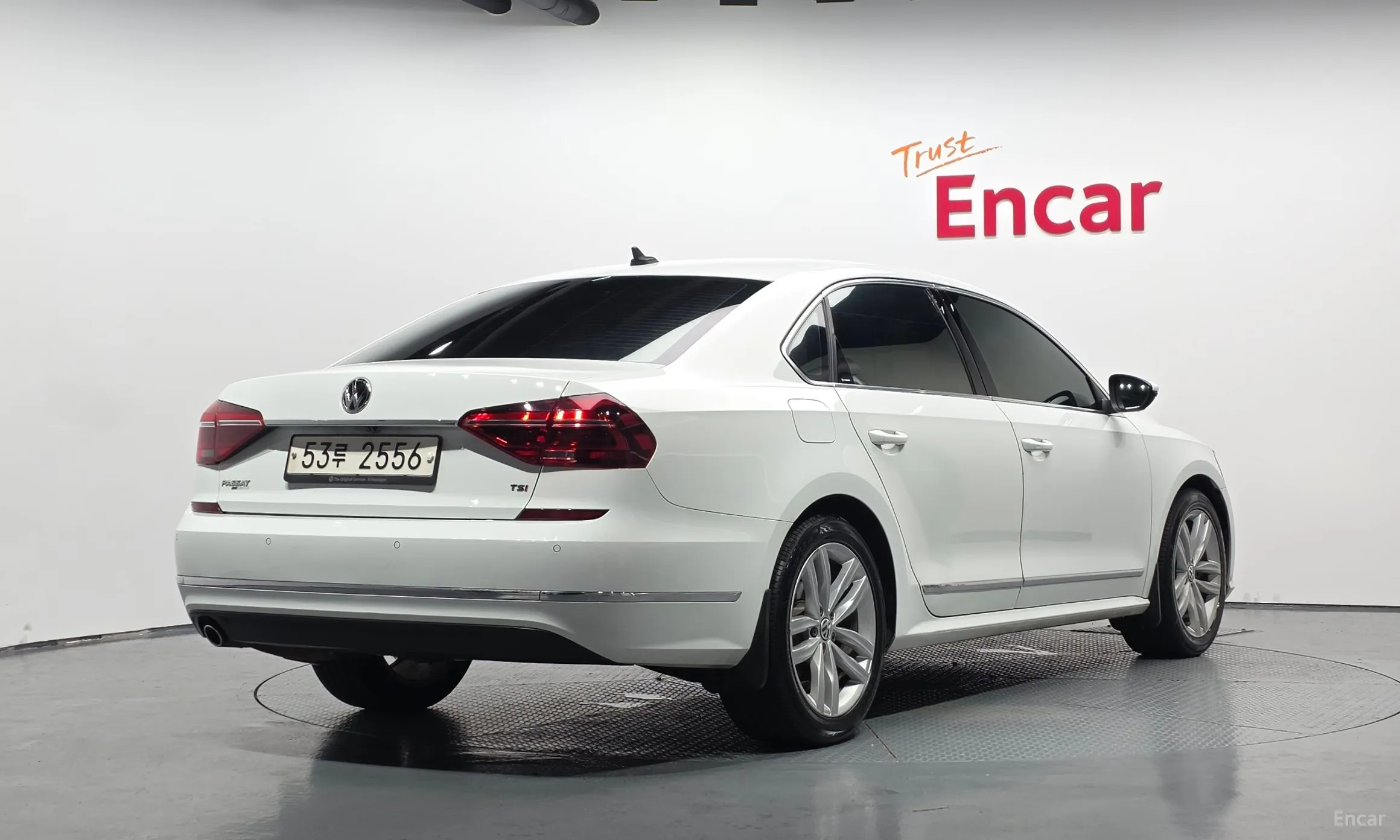 Volkswagen The New Passat превью 2