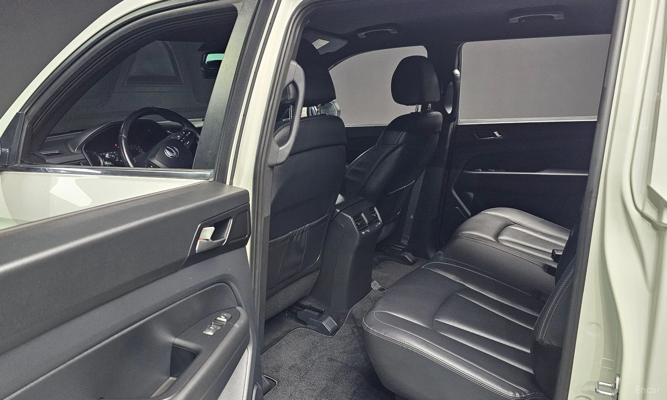 KG Mobility (SsangYong) Rexton Sports Khan превью 16