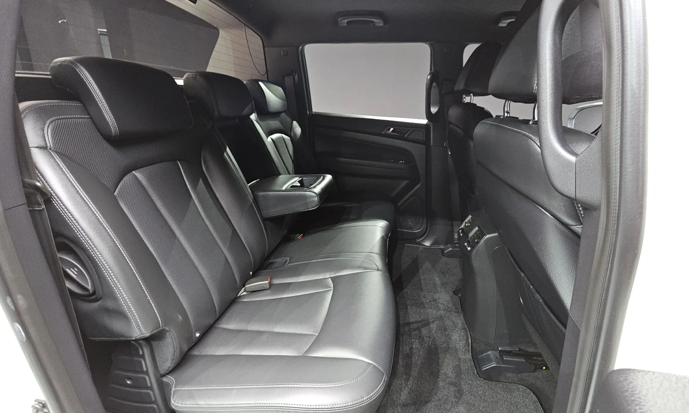 KG Mobility (SsangYong) Rexton Sports Khan превью 18