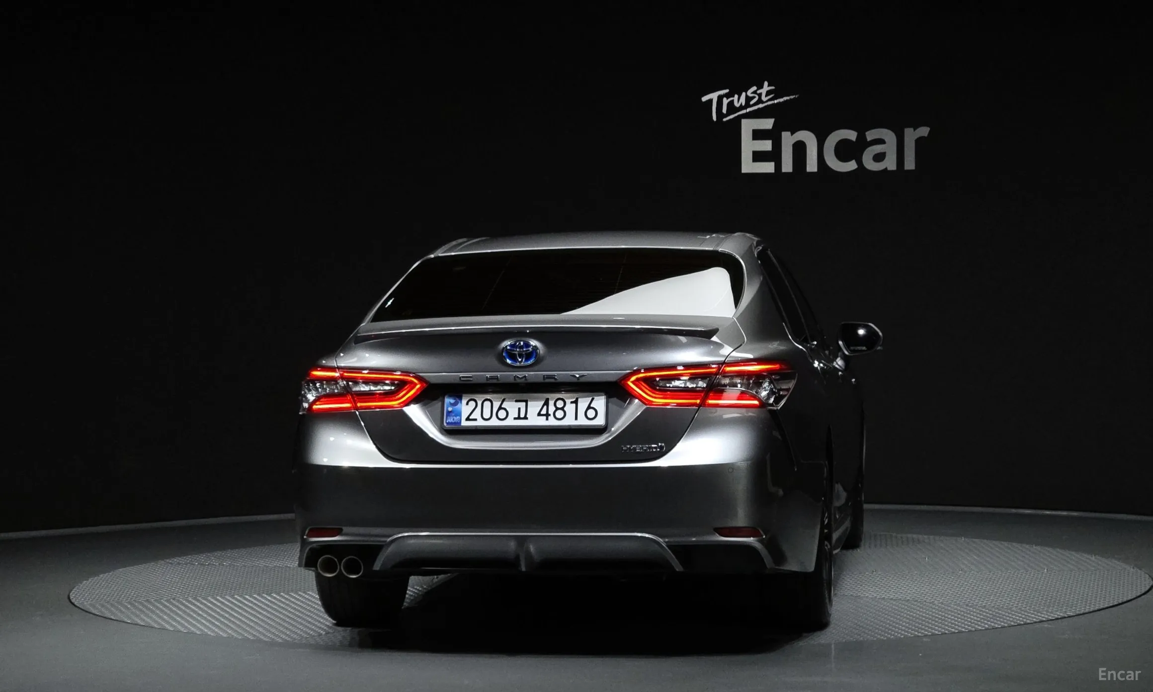 Toyota Camry (XV70) превью 4