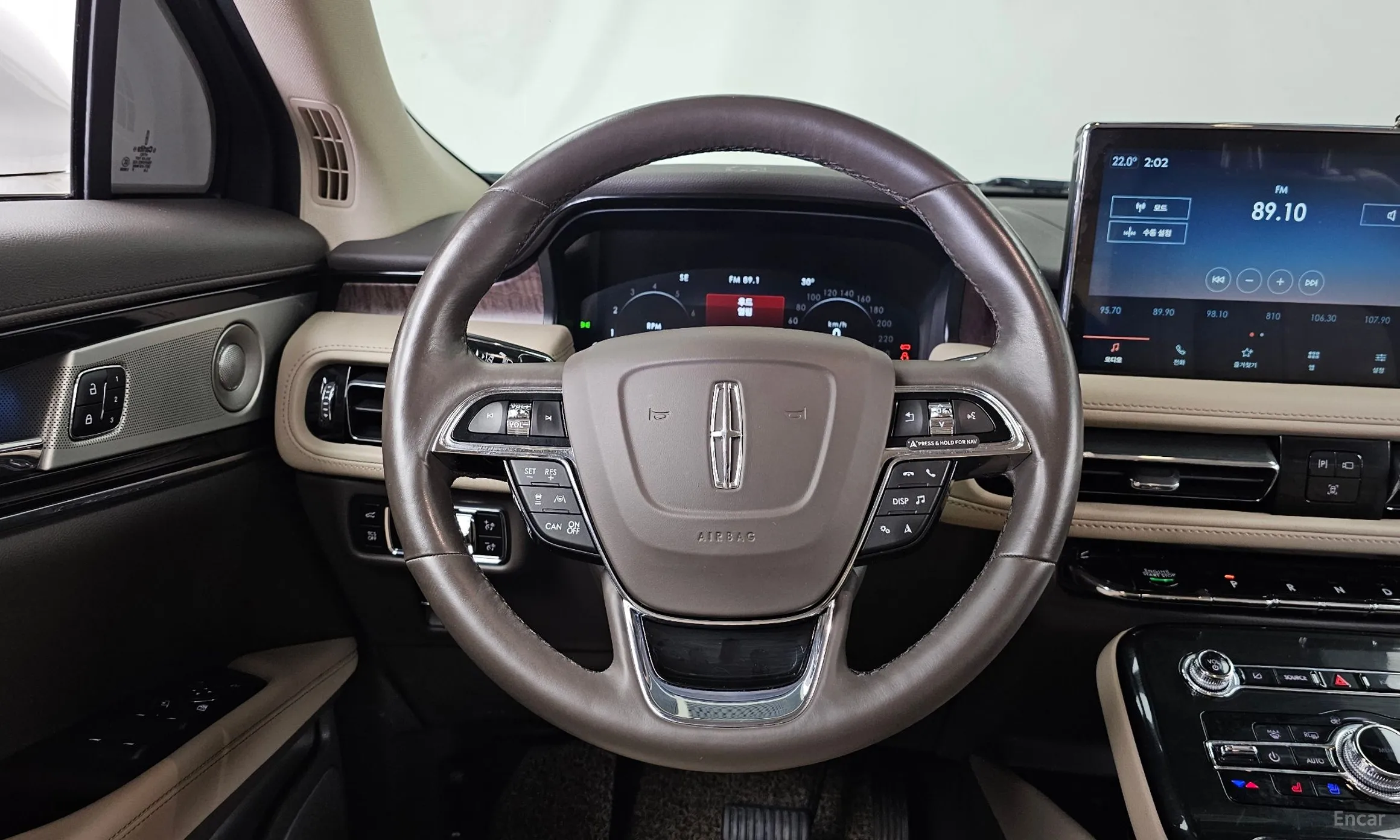 Lincoln Nautilus Gen 1 превью 13