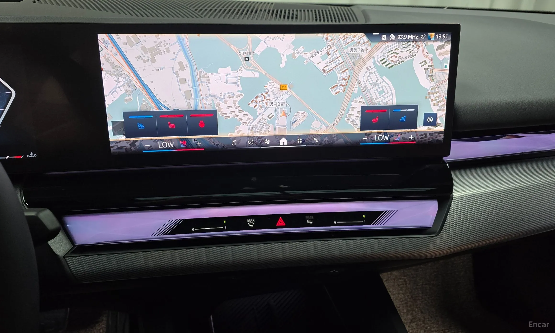 BMW 5 Series (G60) превью 13