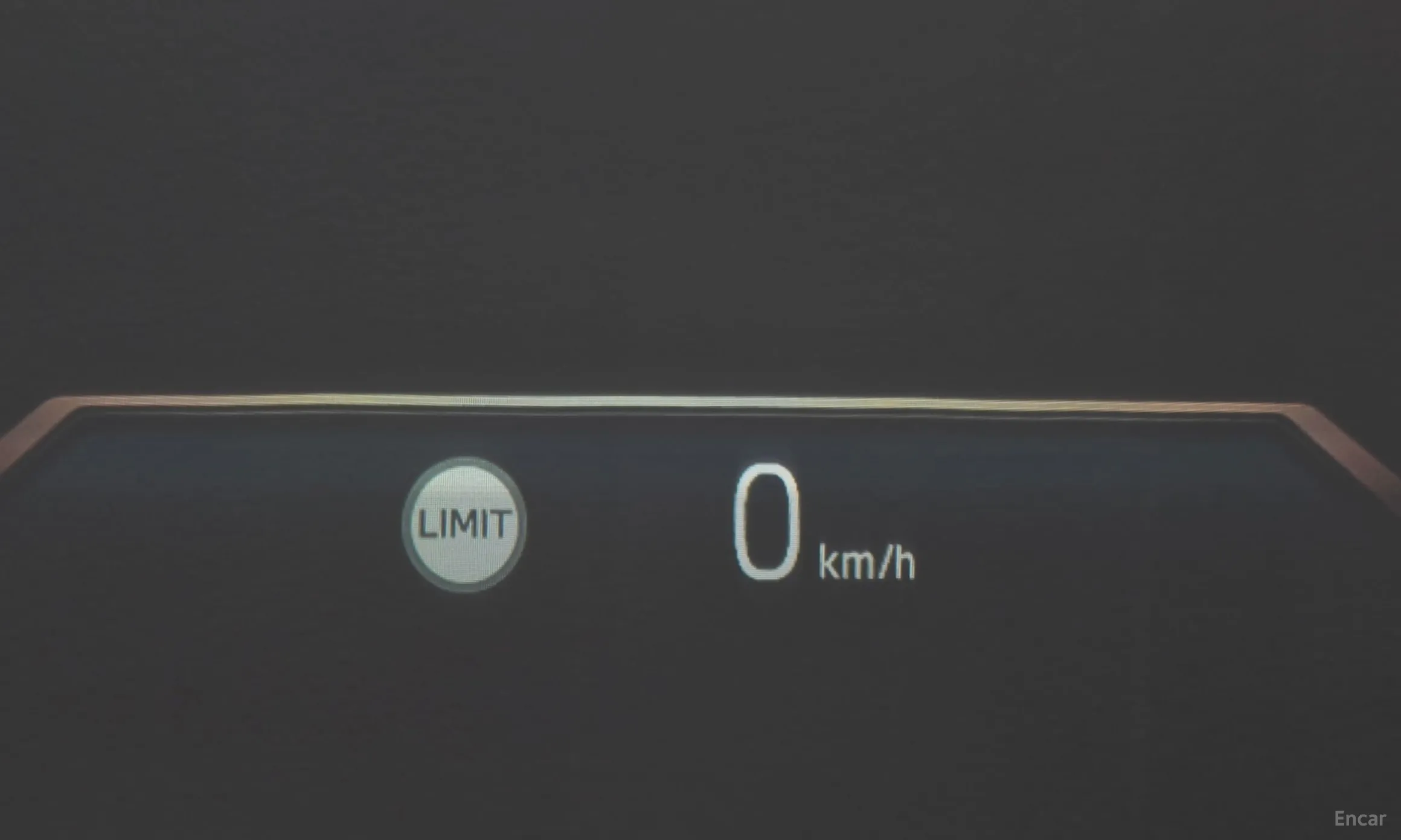 BMW 5 Series (G60) превью 19