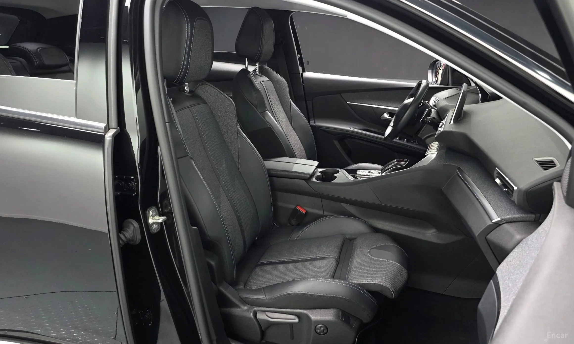 Peugeot 3008 2nd generation превью 12