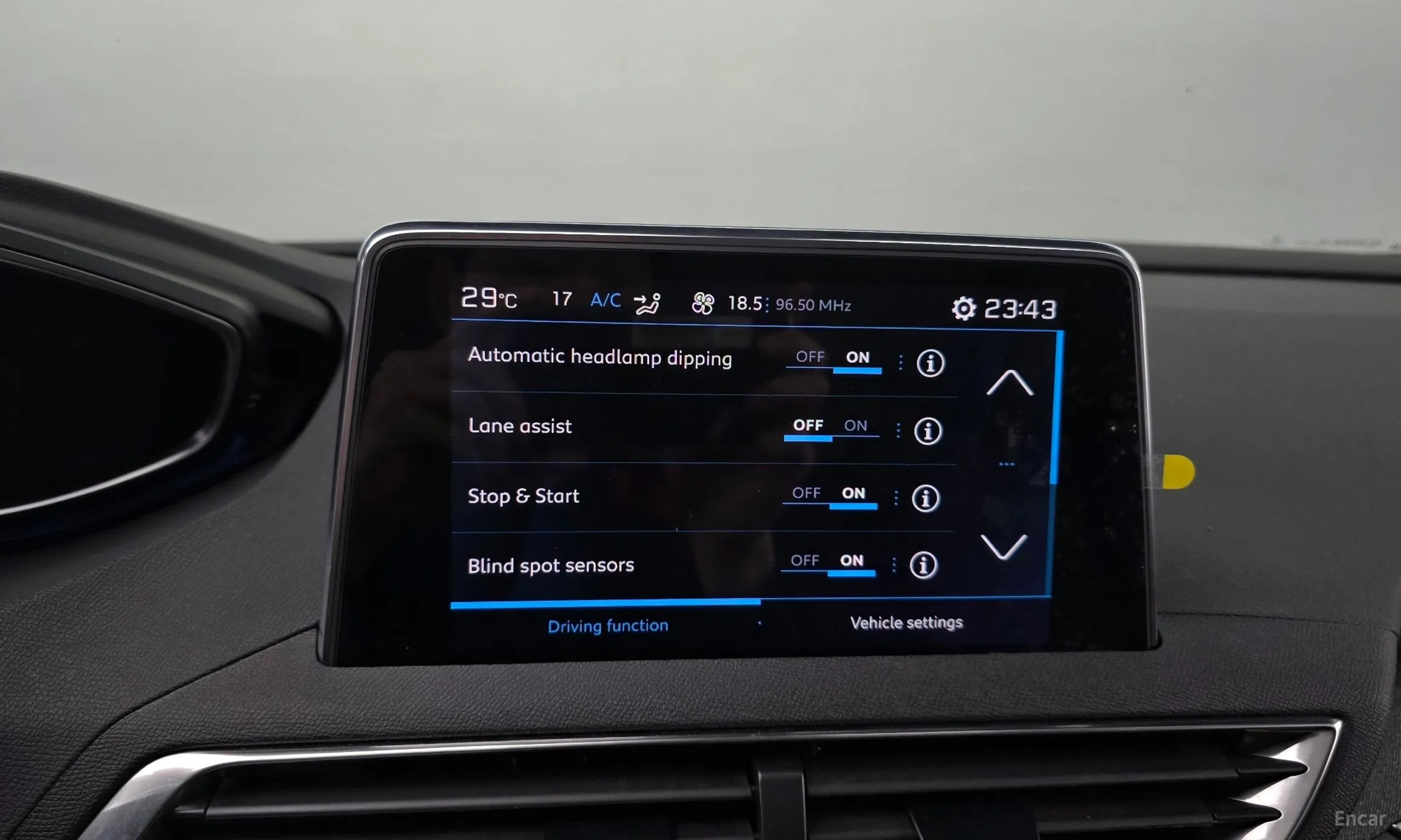 Peugeot 3008 2nd generation превью 16