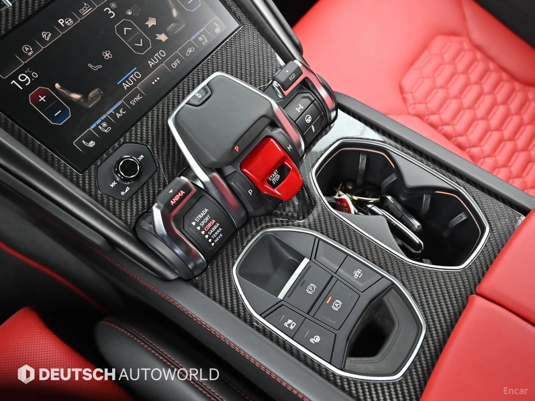 Lamborghini Urus превью 9