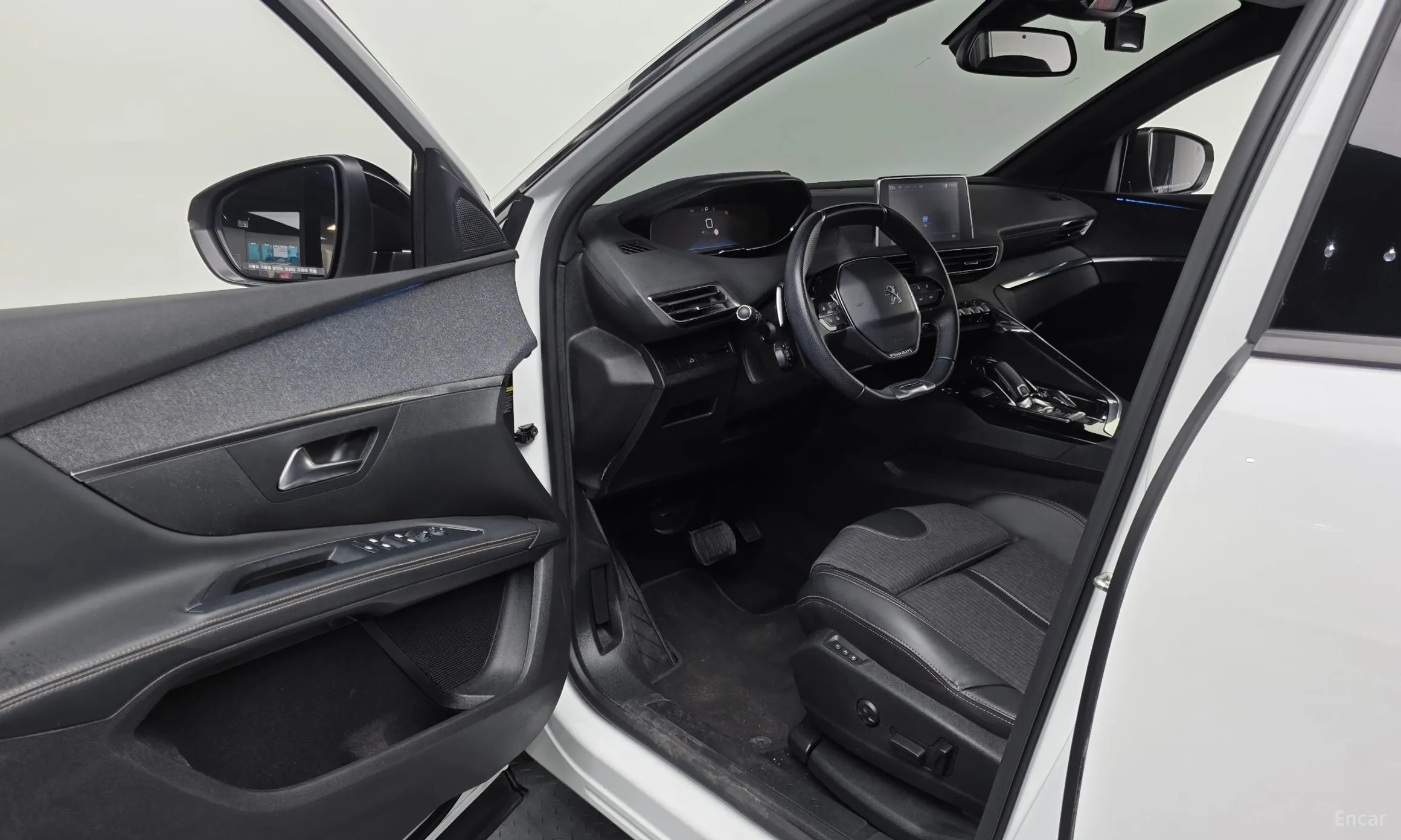 Peugeot 5008 2nd generation превью 10