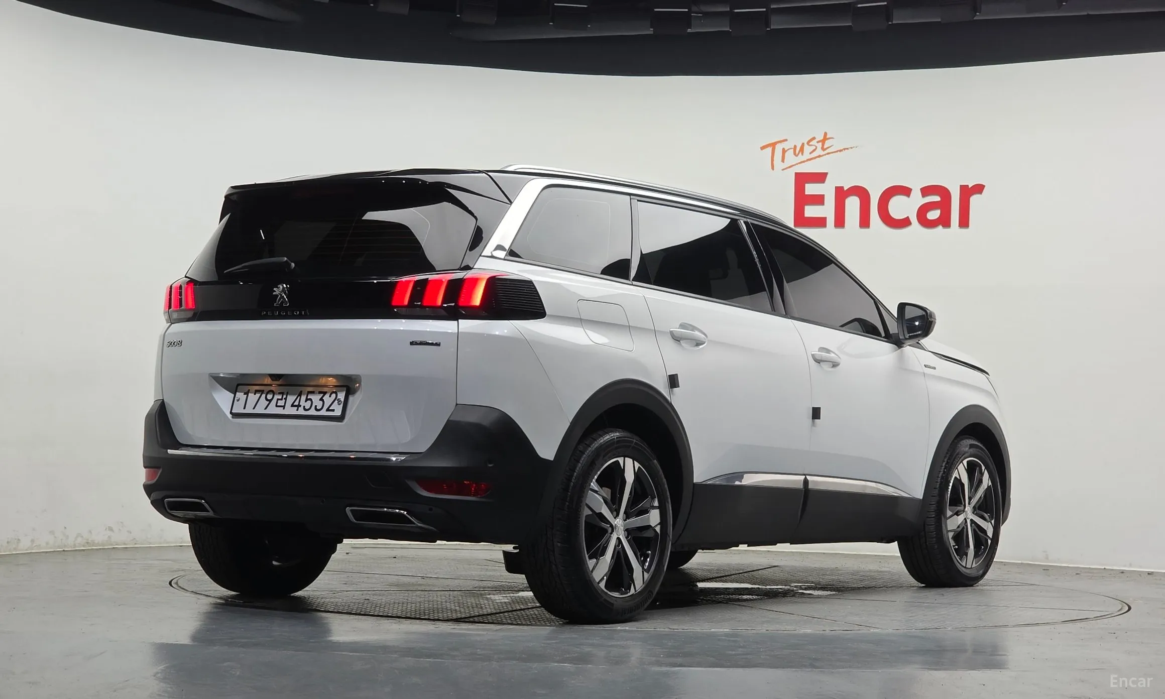 Peugeot 5008 2nd generation превью 2