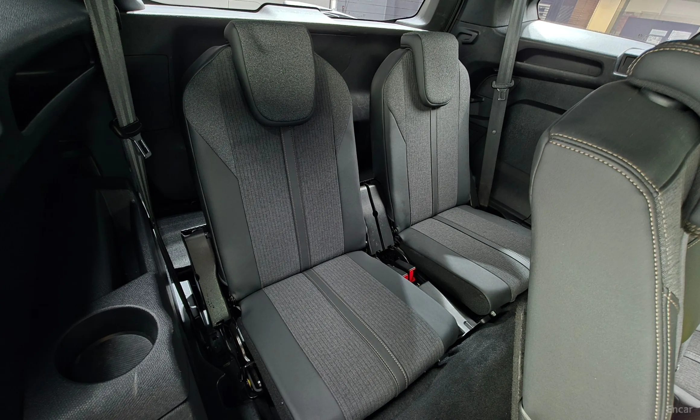 Peugeot 5008 2nd generation превью 17