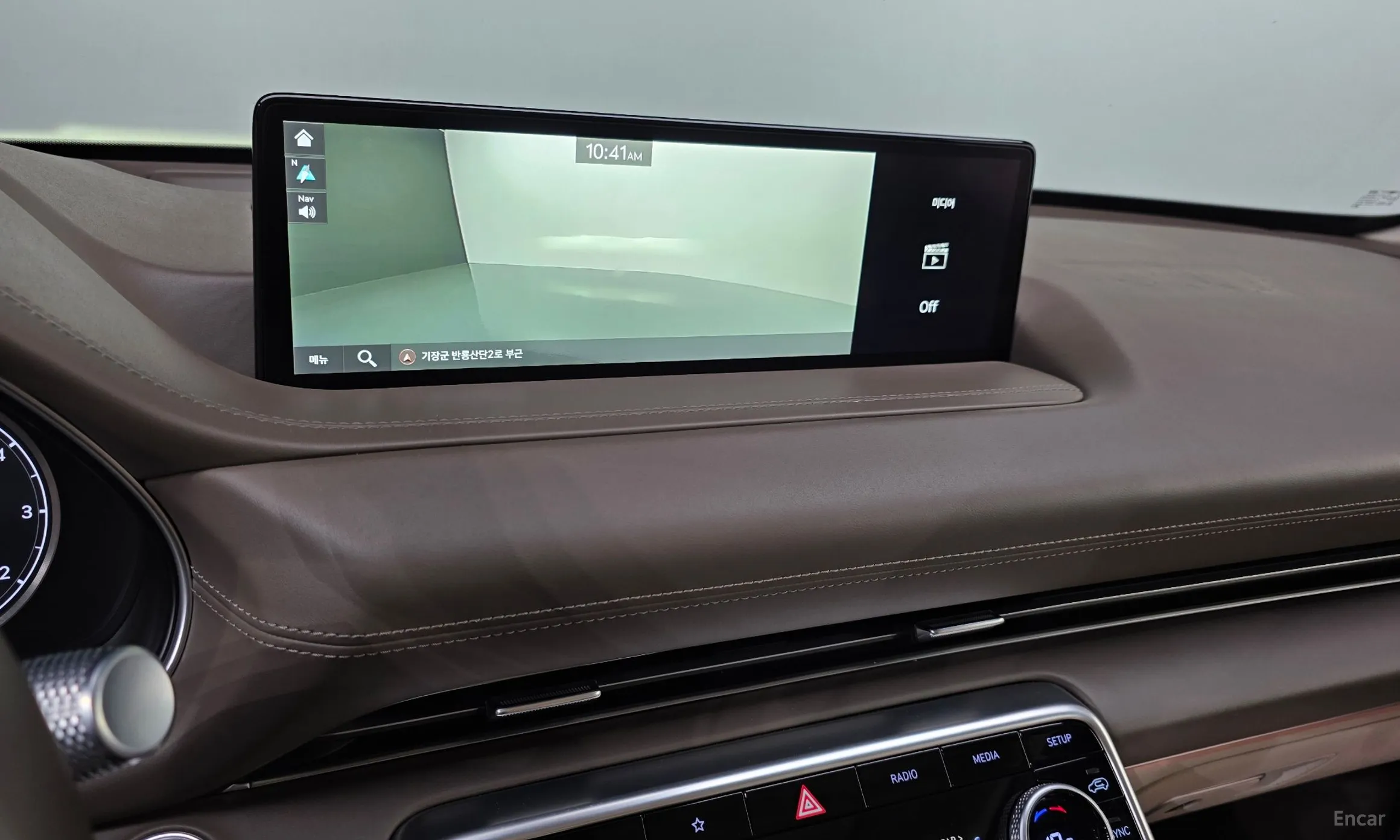 Genesis GV80 превью 14