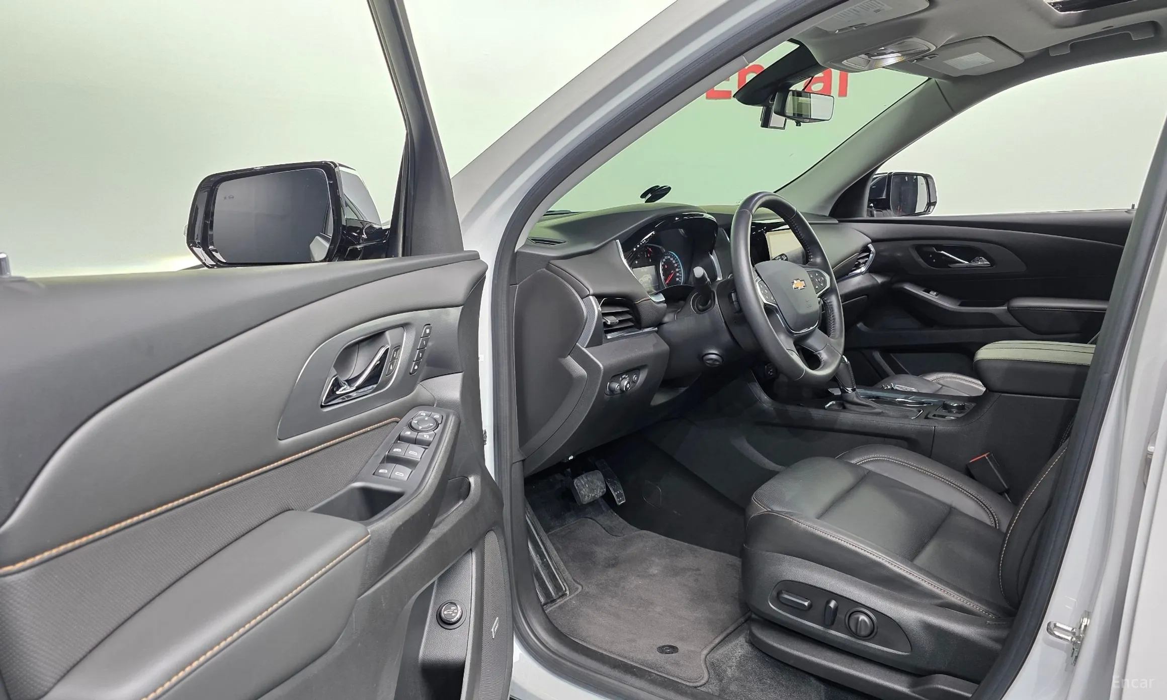 Chevrolet (GM Daewoo) Traverse превью 10