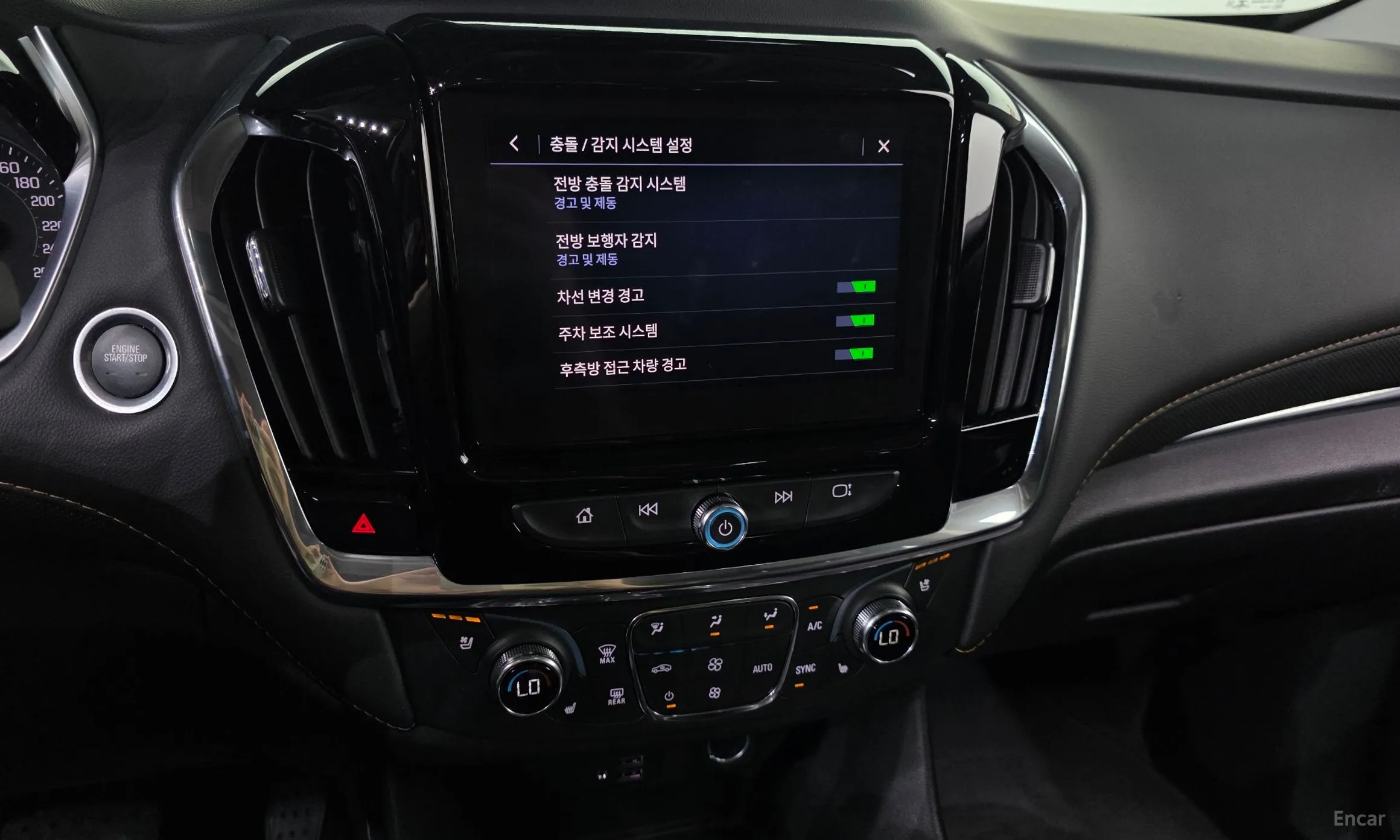 Chevrolet (GM Daewoo) Traverse превью 16