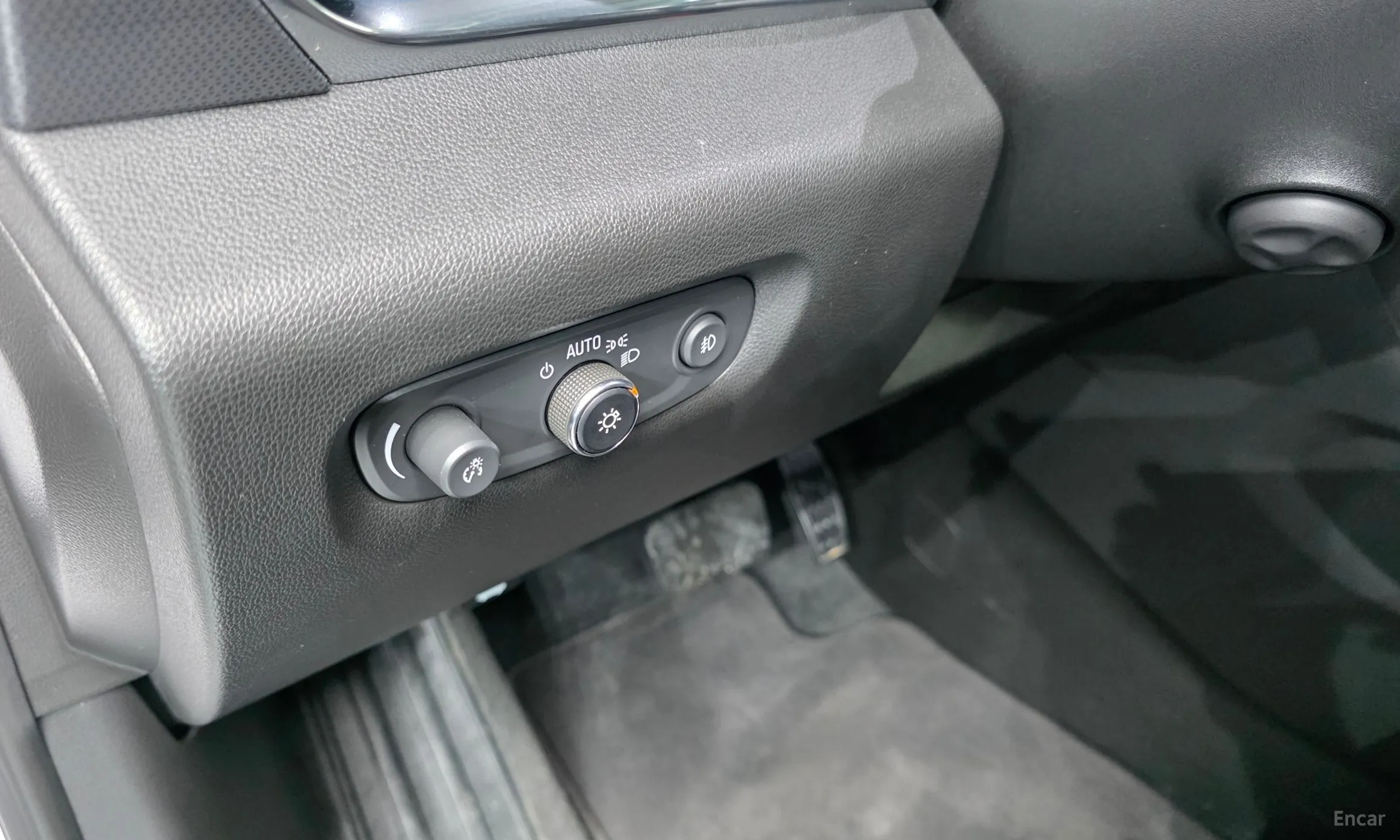 Chevrolet (GM Daewoo) Traverse превью 18