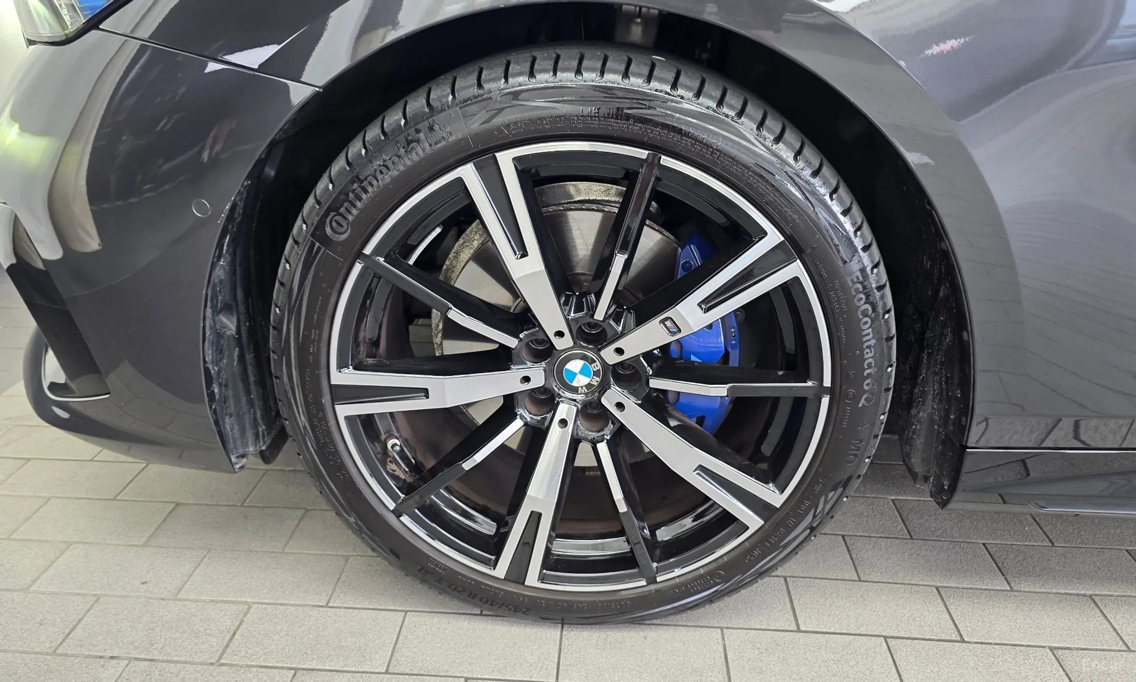BMW 5 Series (G60) превью 5