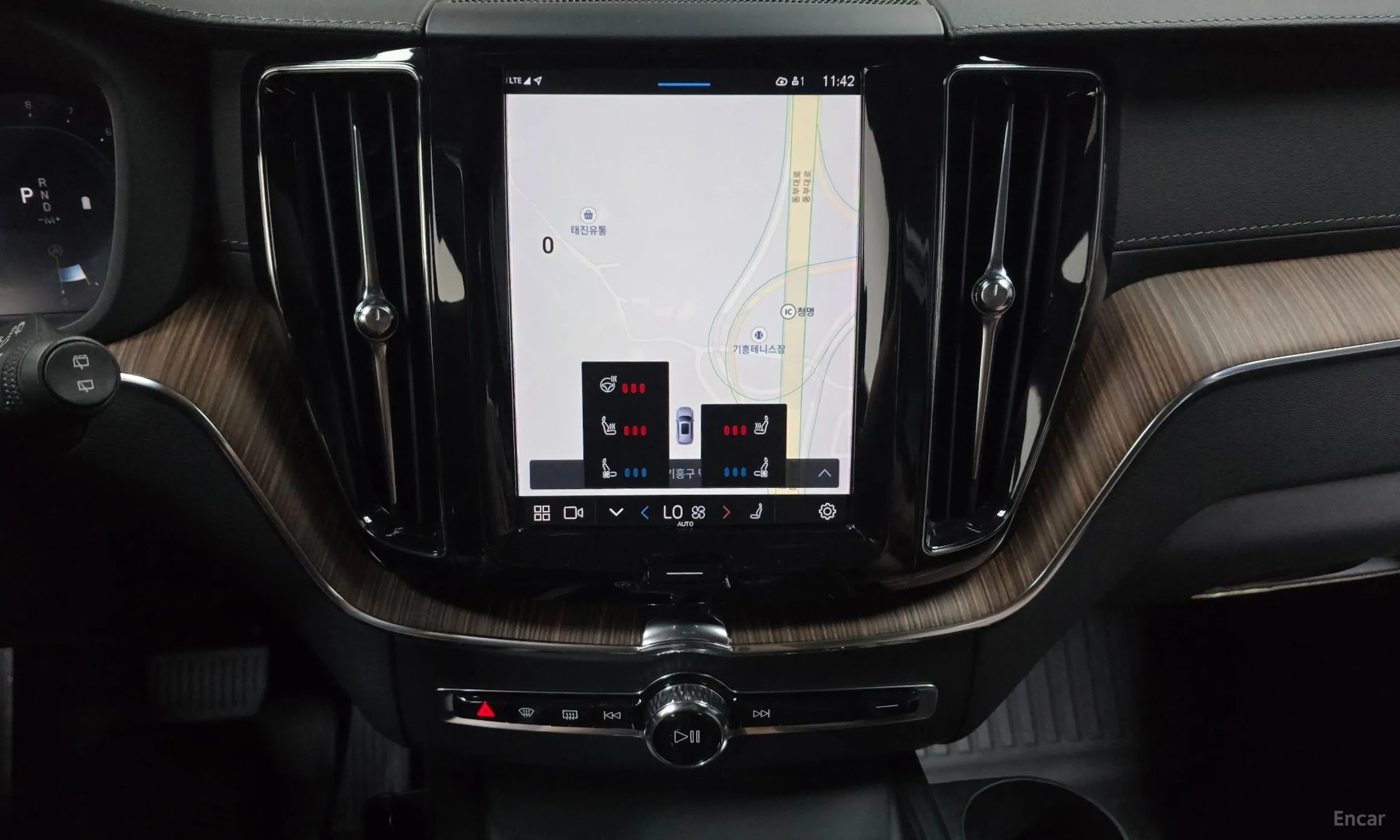 Volvo XC60 Gen 2 превью 13