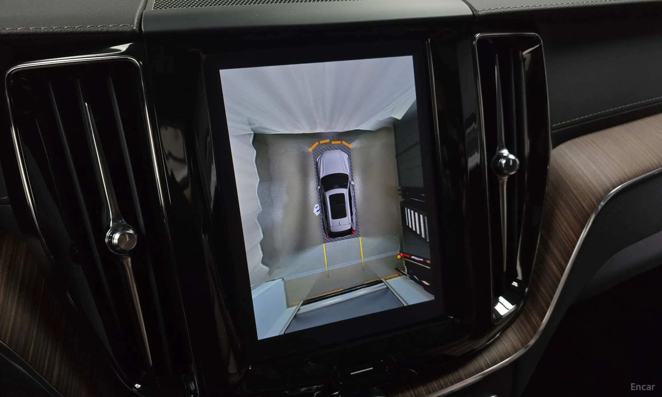 Volvo XC60 Gen 2 превью 14