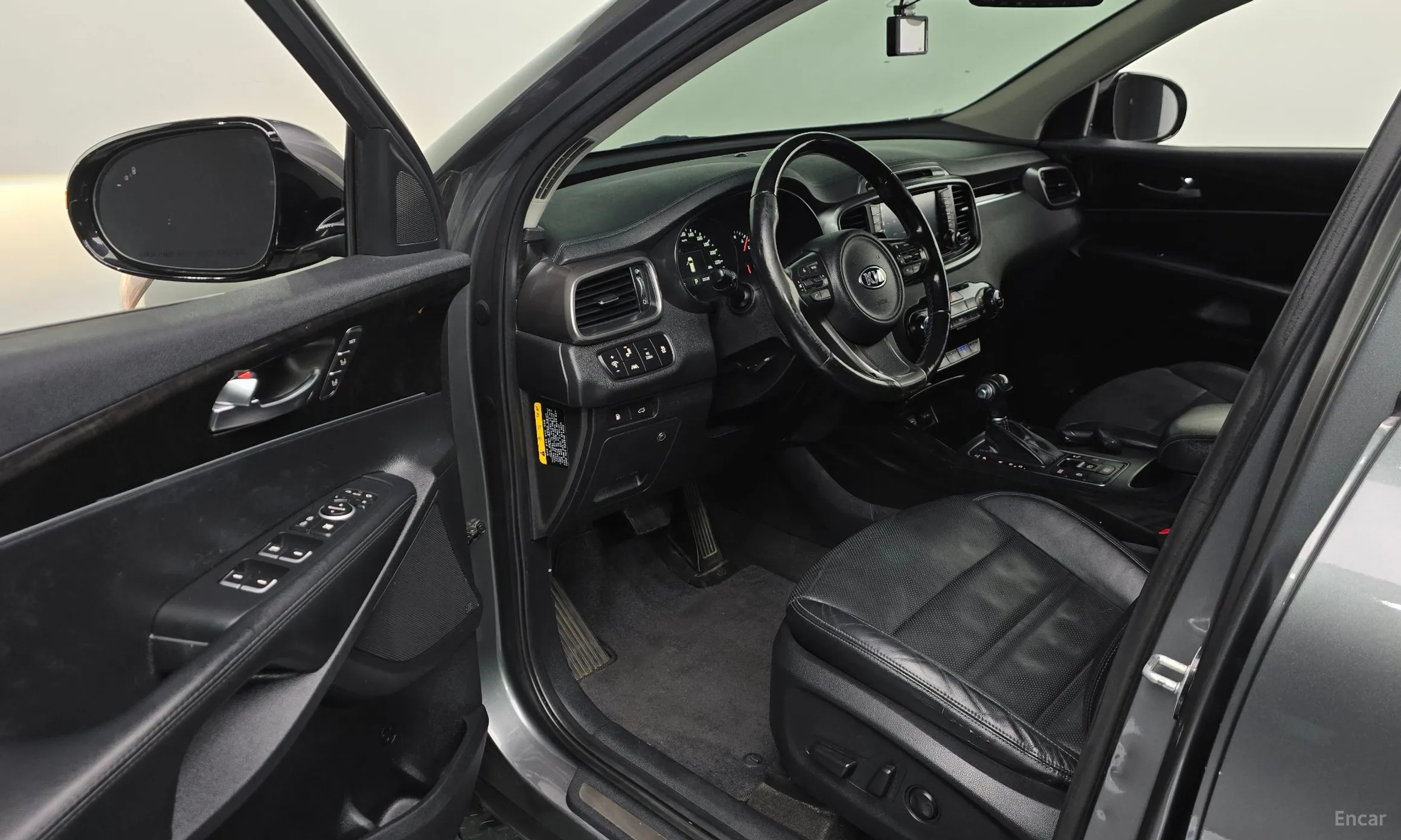 Kia Sorento превью 10