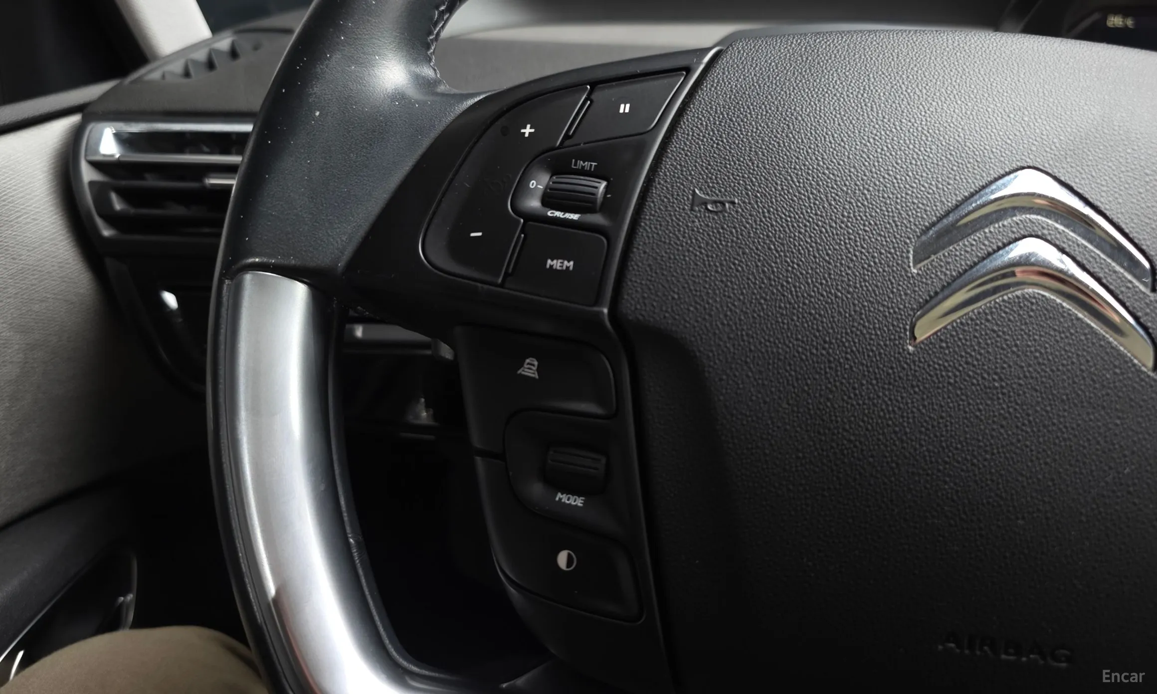 Citroën/DS Grand C4 Picasso превью 17
